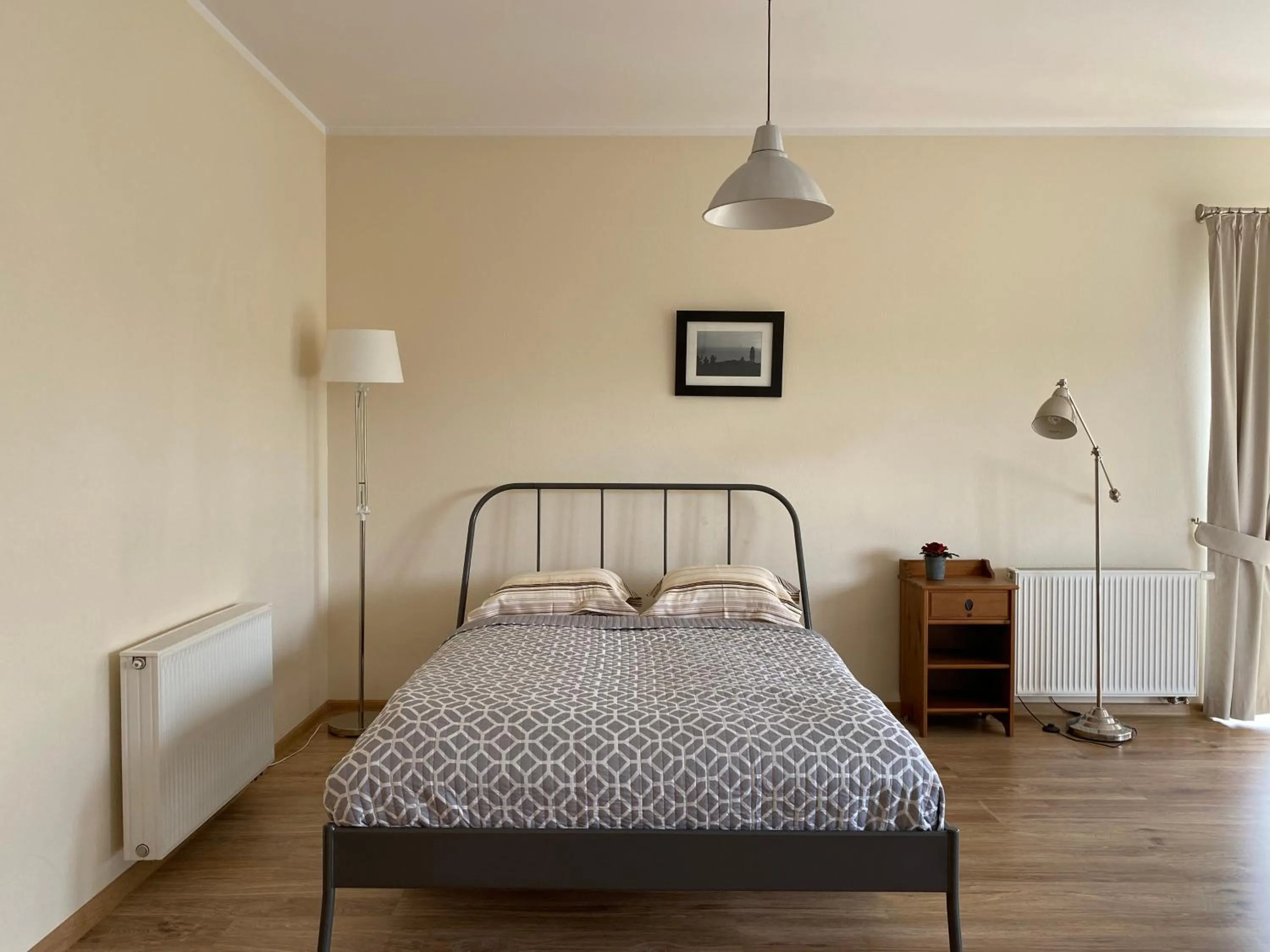 Bed in "Willa pod Cyprysami"