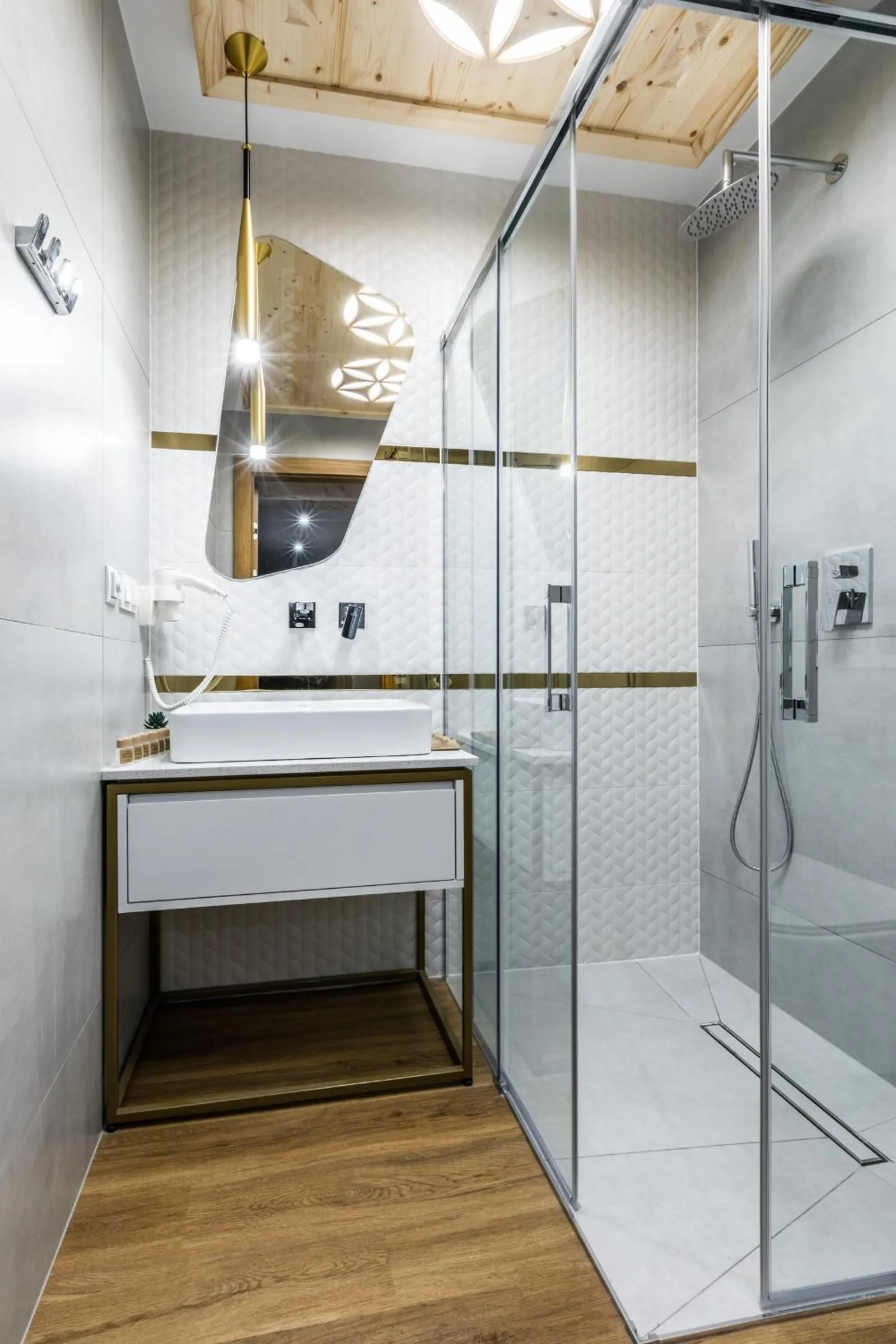 Shower in Aparthotel Prestige & SPA