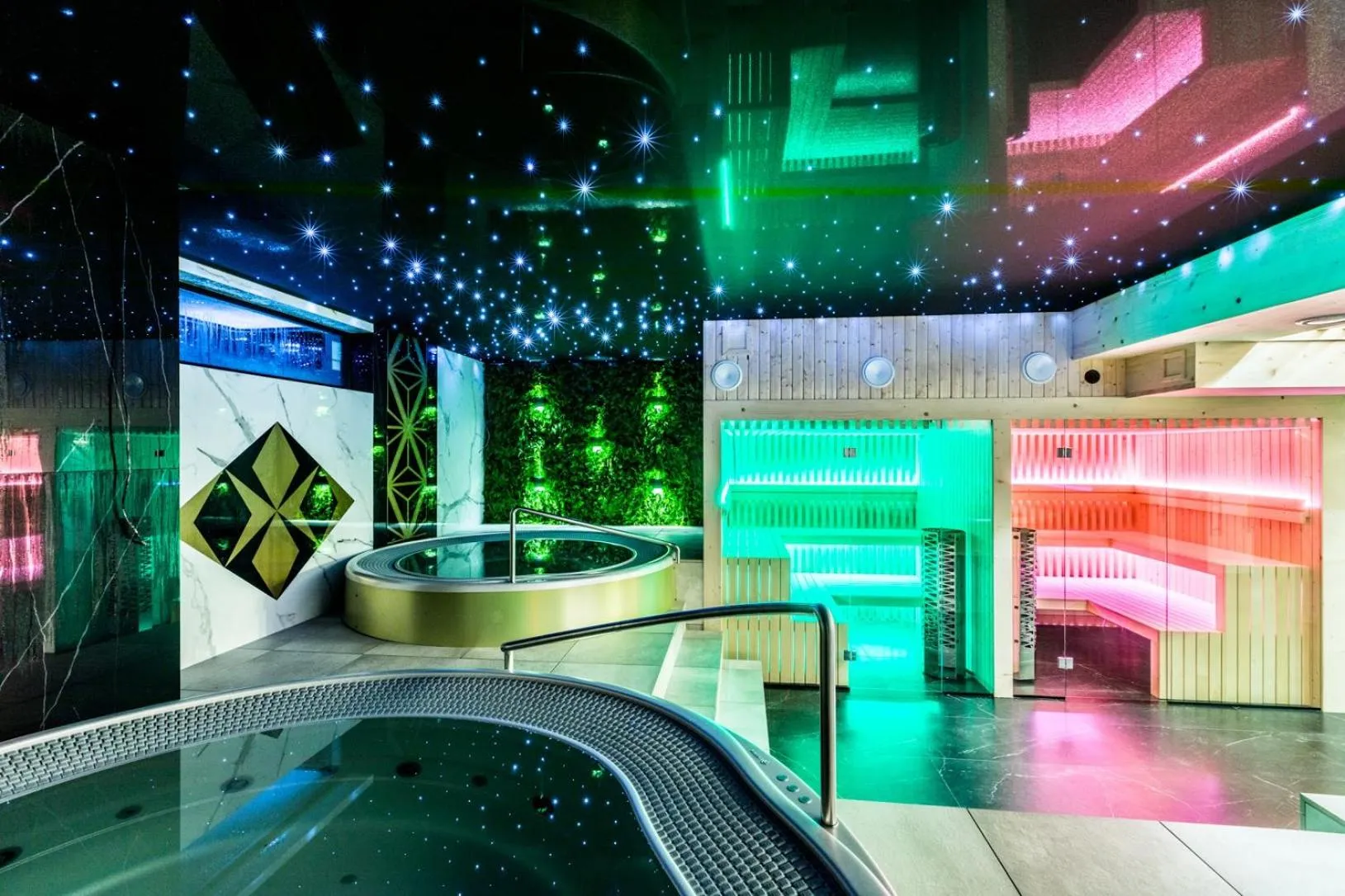 Spa and wellness centre/facilities in Aparthotel Prestige & SPA