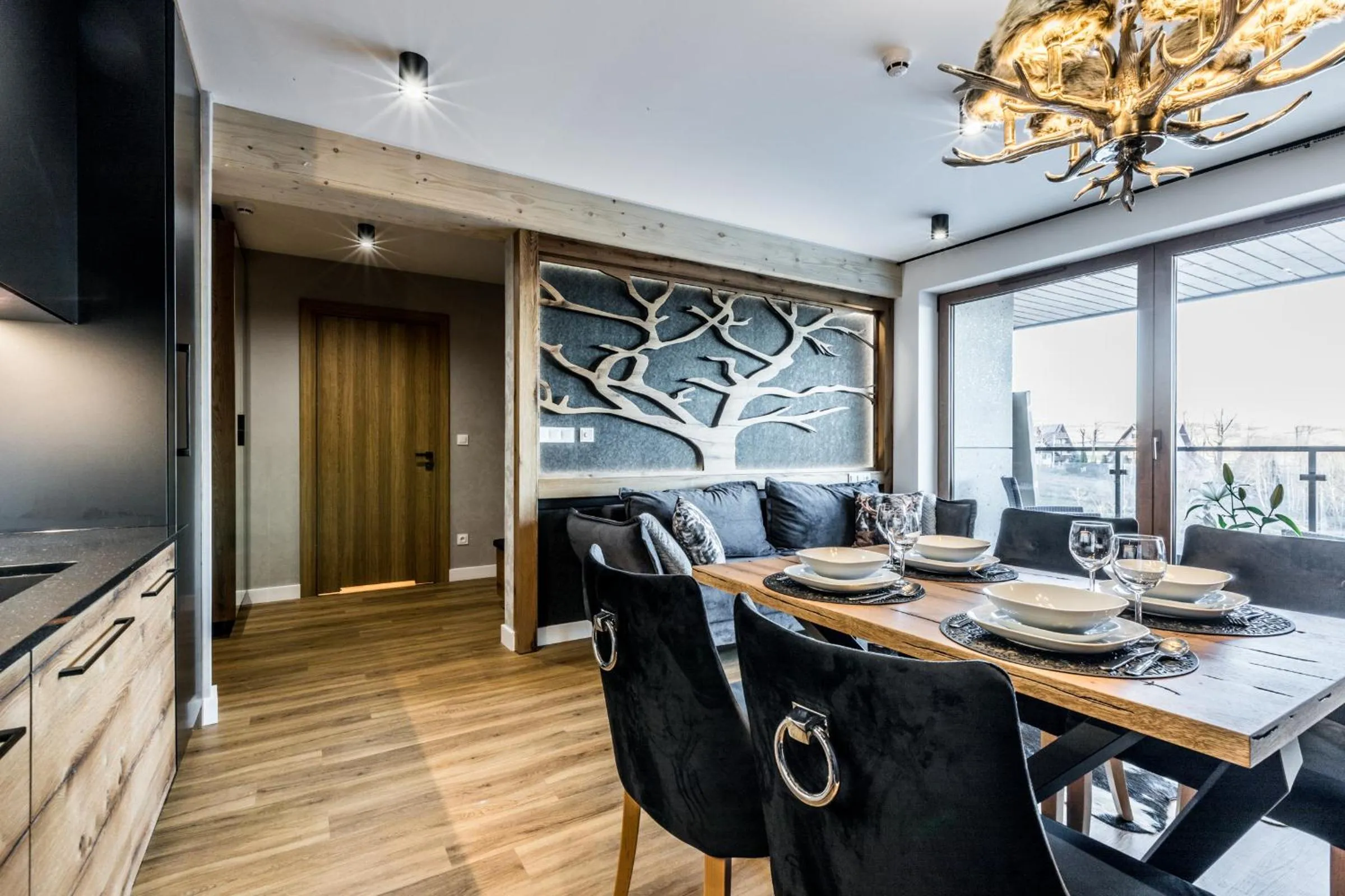 Communal lounge/ TV room in Aparthotel Prestige & SPA