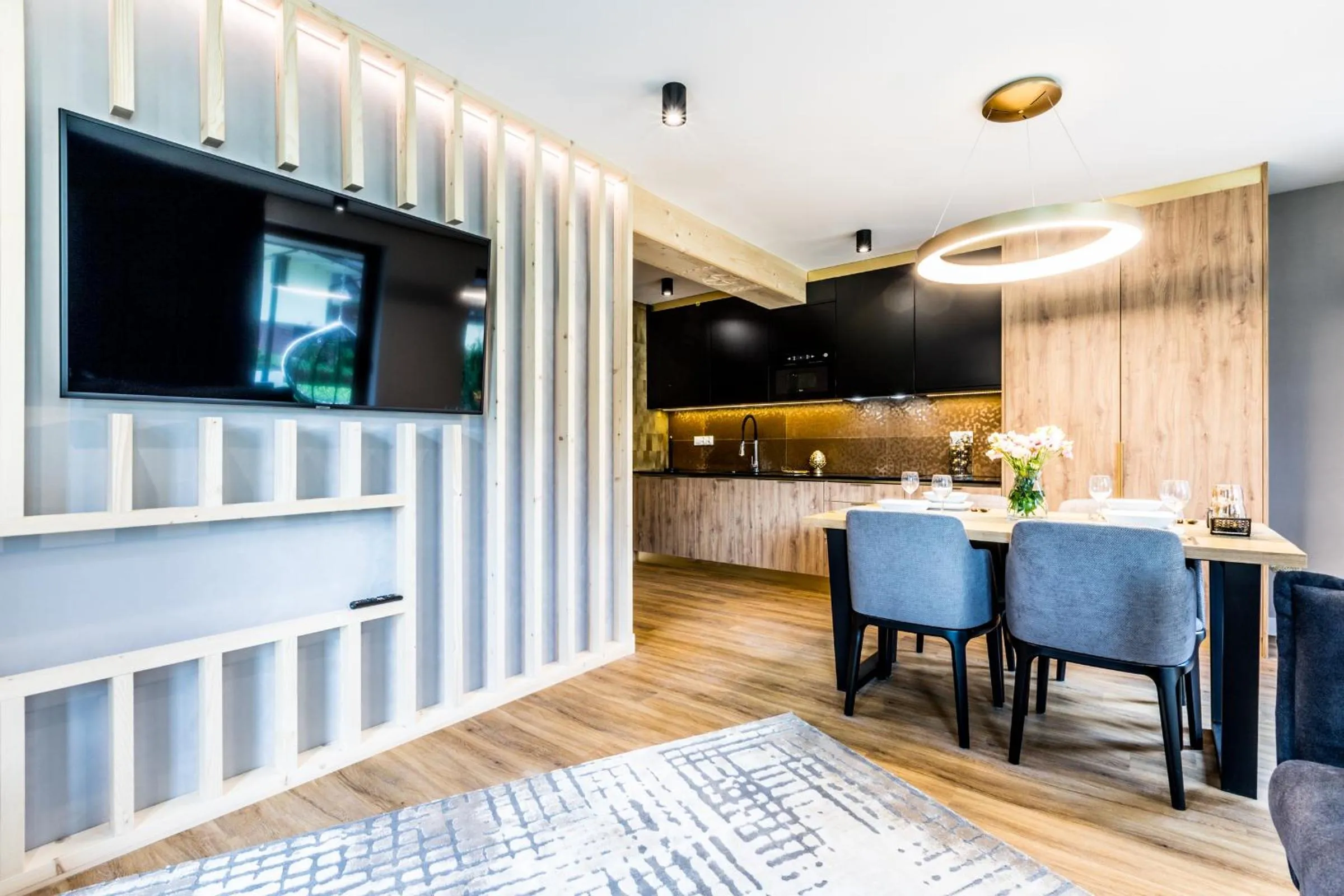 TV and multimedia in Aparthotel Prestige & SPA