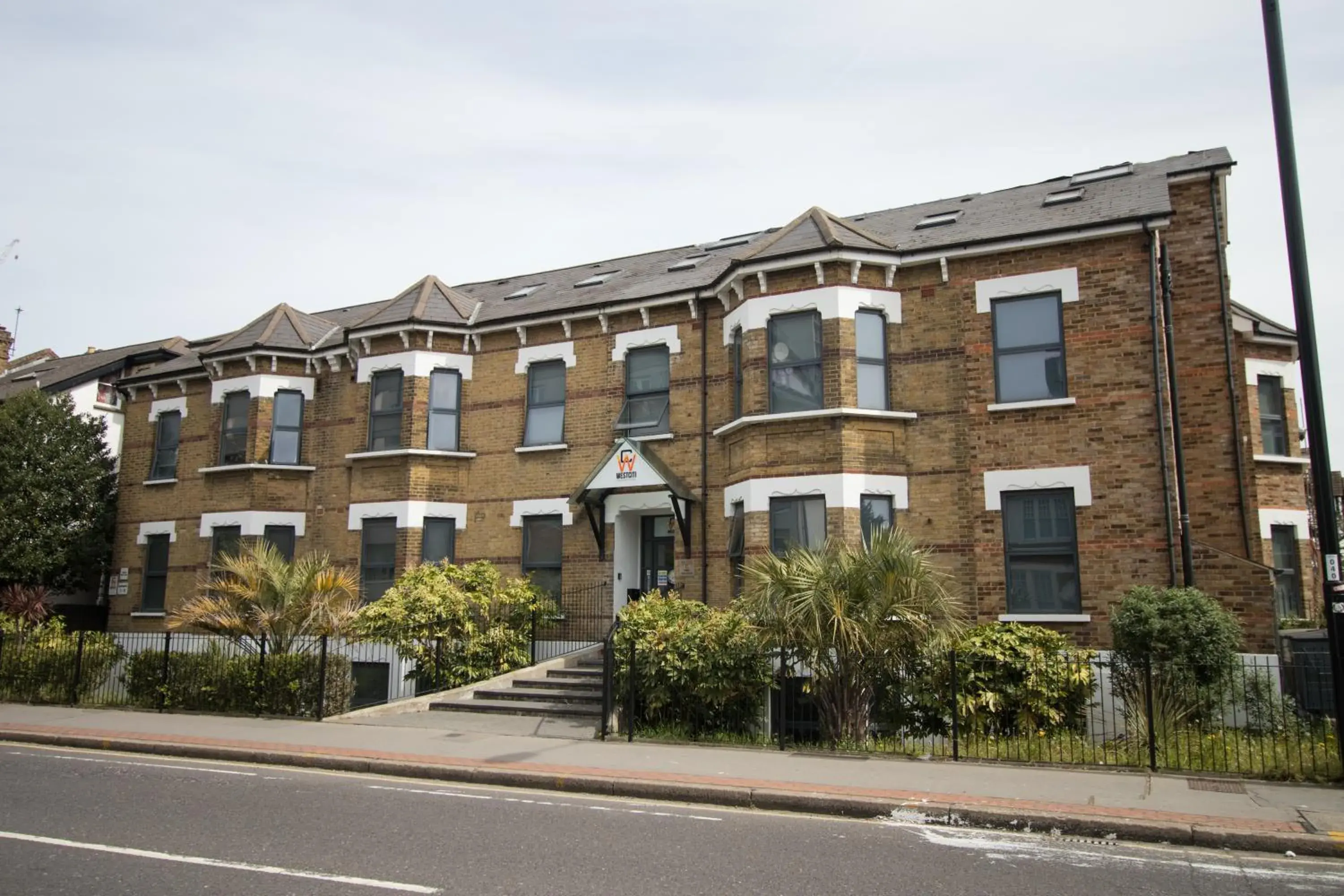 Property building in Westciti Croydon Serviced Apartments Property building in Westciti Croydon Serviced Apartments