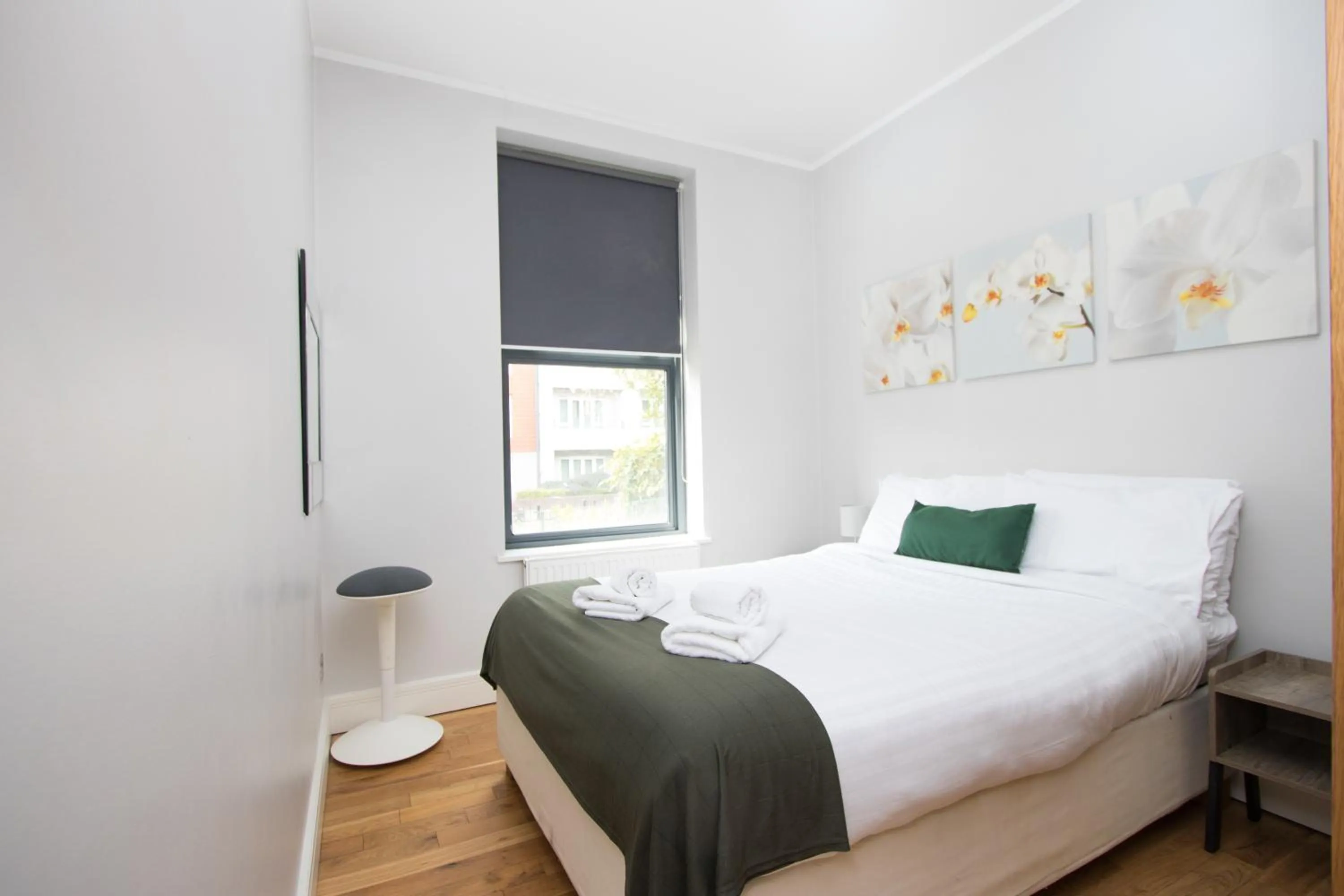 Bedroom, Bed in Westciti Croydon Serviced Apartments
