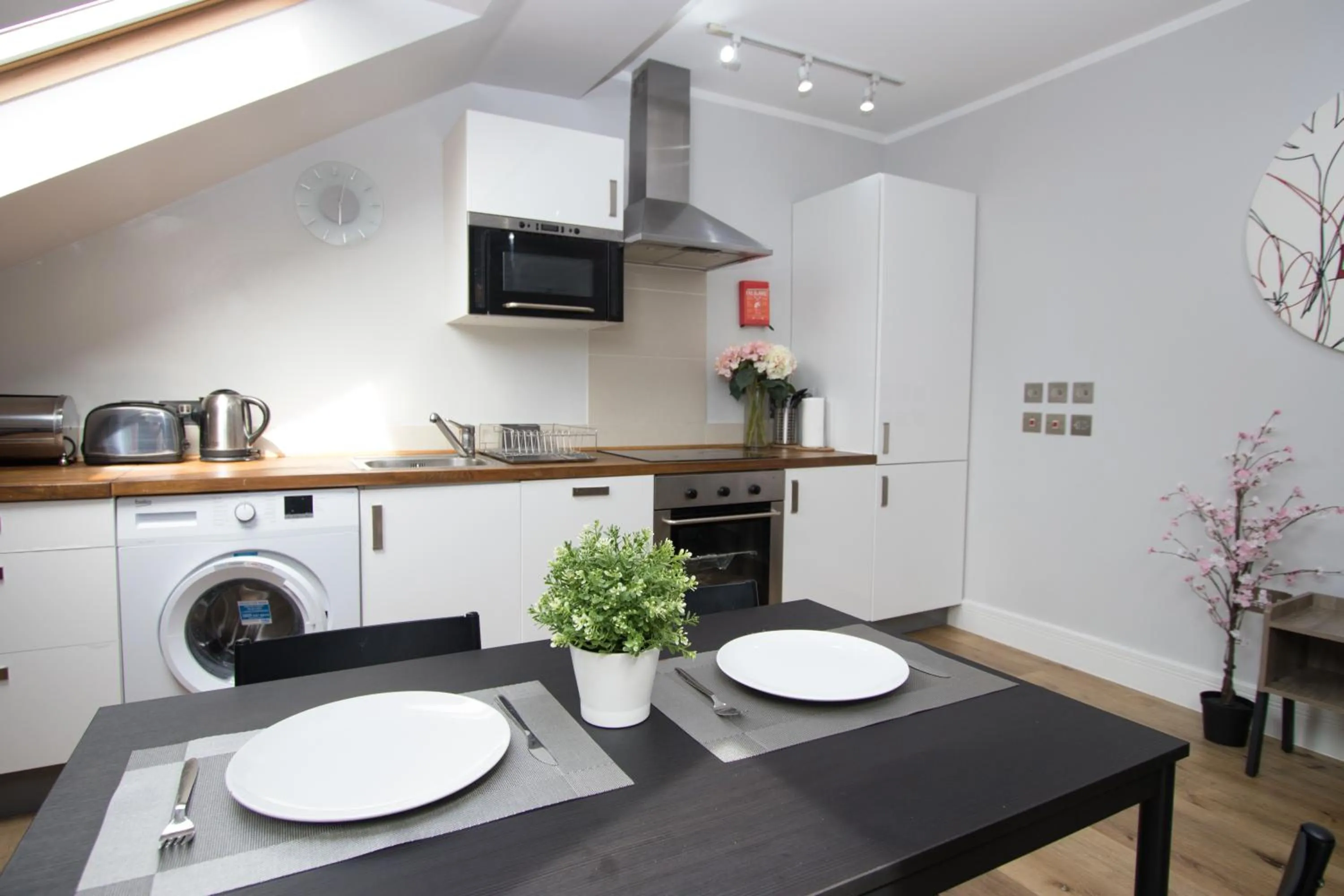 Dining area in Westciti Croydon Serviced Apartments