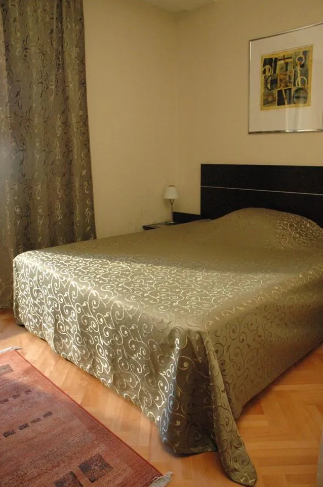 Bed in Hotel President garni