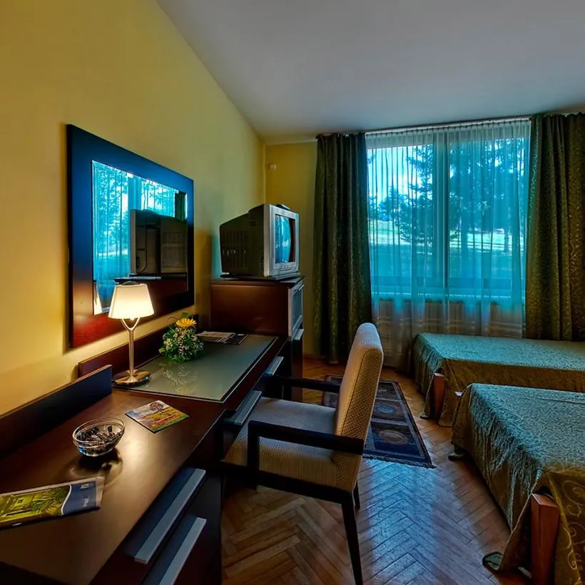 Bed in Hotel President garni