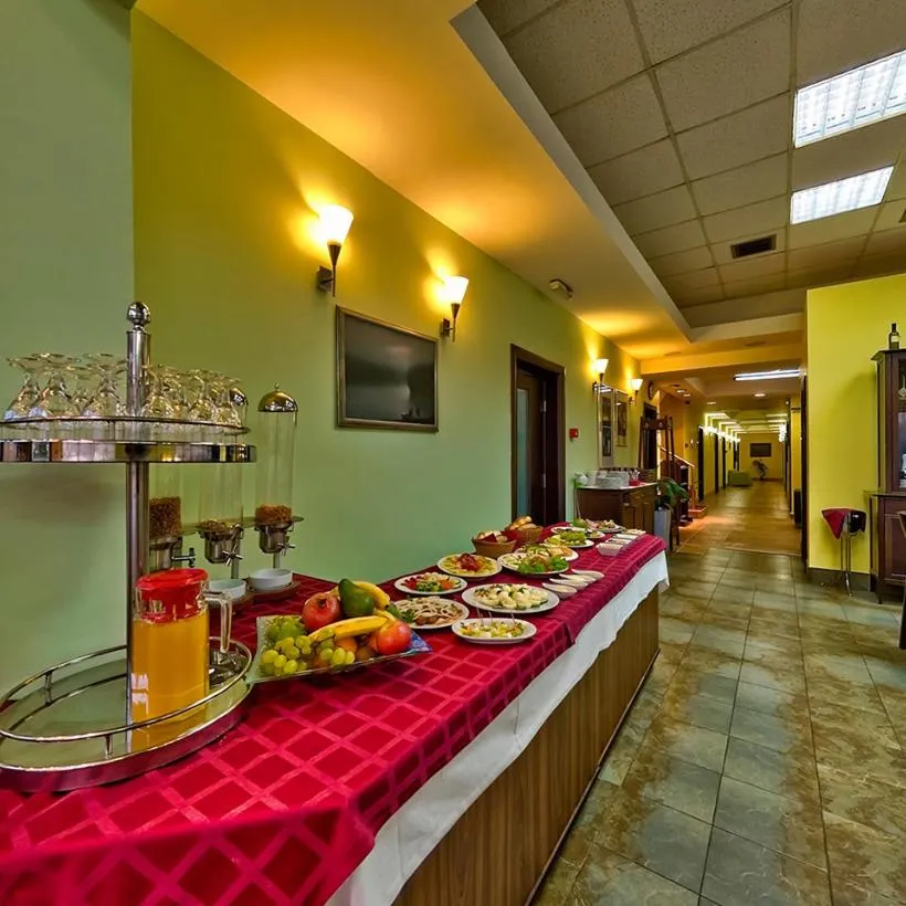Breakfast in Hotel President garni