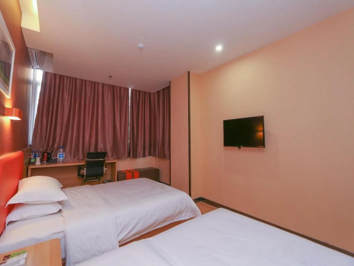 Bed in 7 Days Premium Linfen Pingyang South Street Branch