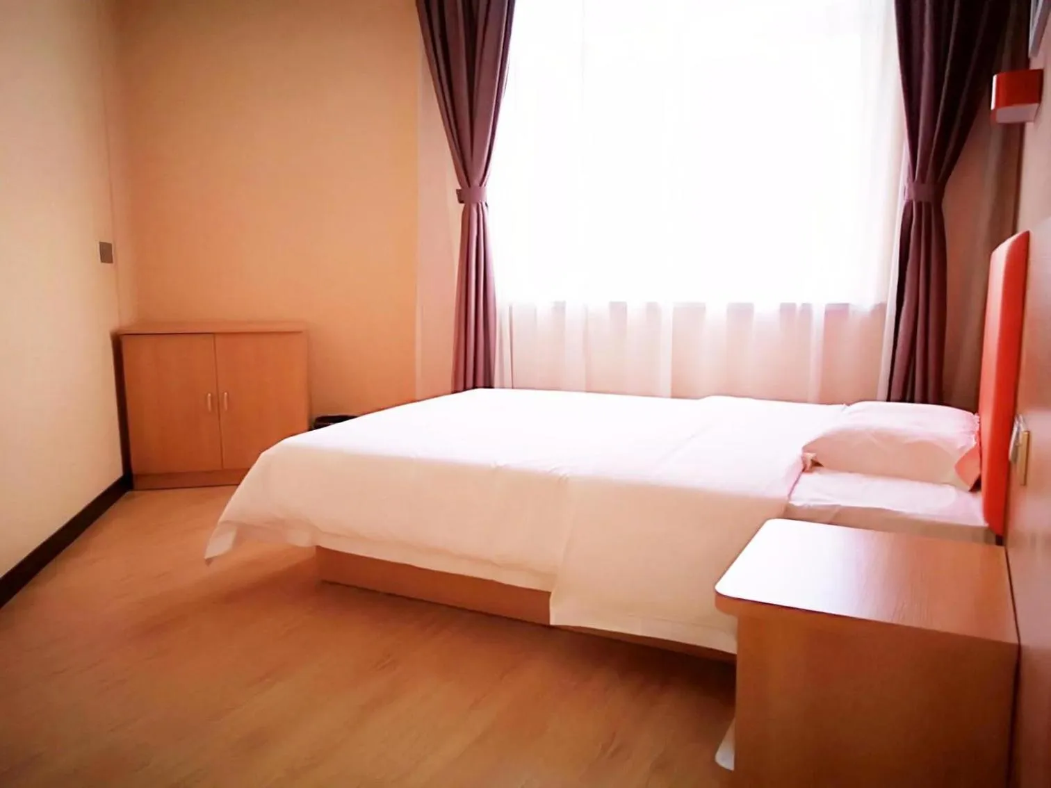 Bed in 7 Days Premium Linfen Pingyang South Street Branch