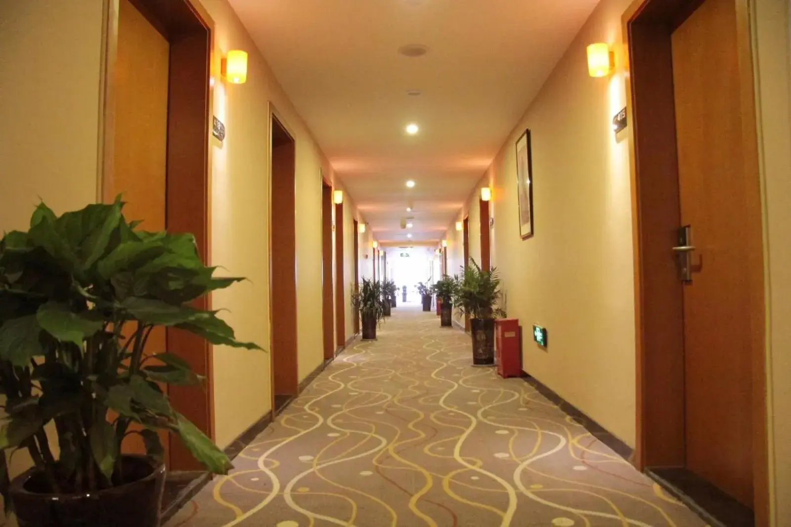 7Days Premium Leshan Qianwei Fengye Fortune Center Branch 7Days Premium Leshan Qianwei Fengye Fortune Center Branch