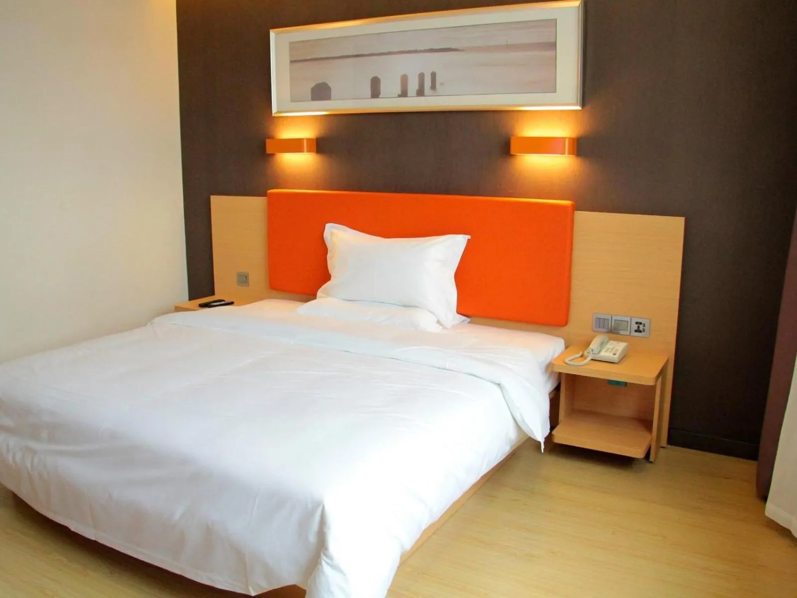 Bed in 7Days Premium Leshan Qianwei Fengye Fortune Center Branch