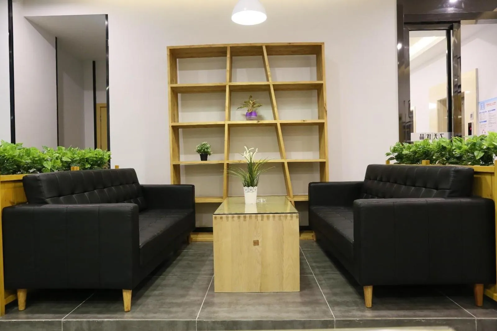 7 Days PremiumQingyuan Yinzhan Hot Springs [High-end Budget Hotel]