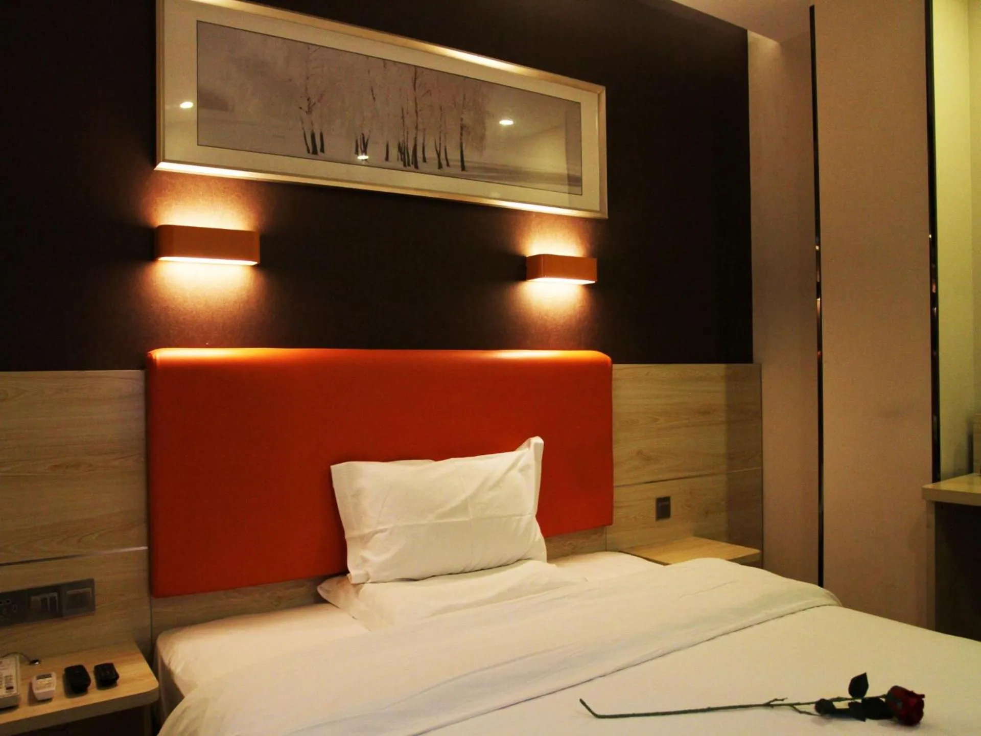 Bed in 7Days Premium Xi'an Lantian Lanxin Road Branch