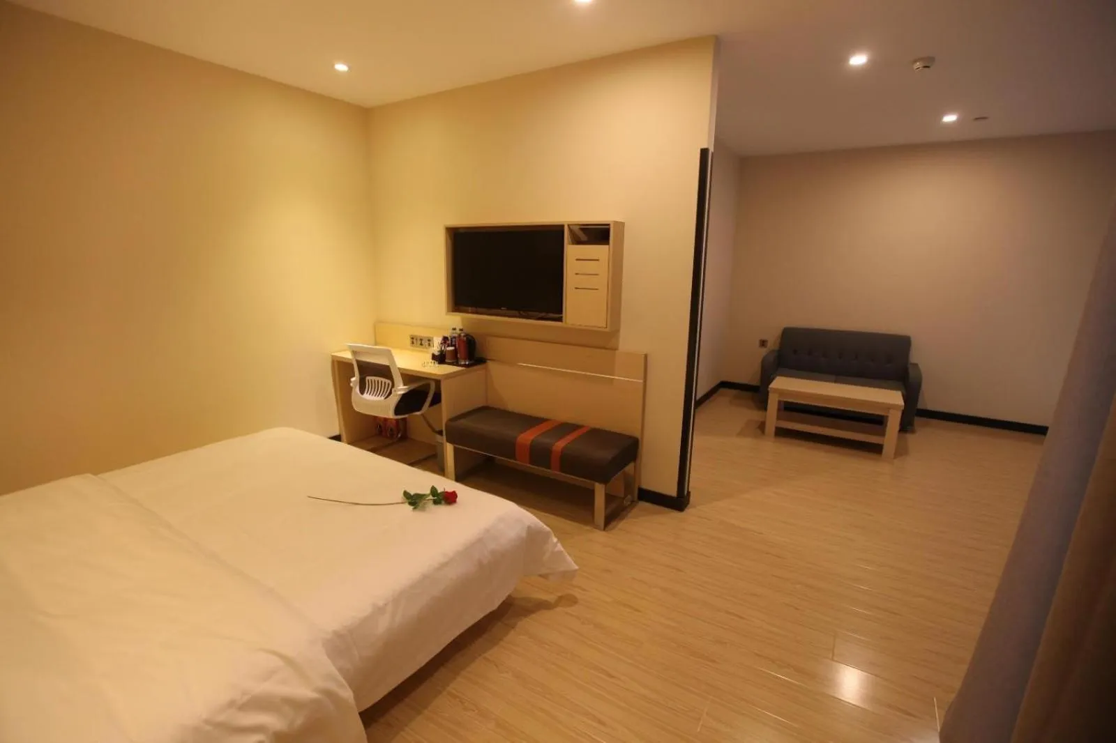 Bed in 7Days Premium Harbin Xuefu Road Branch