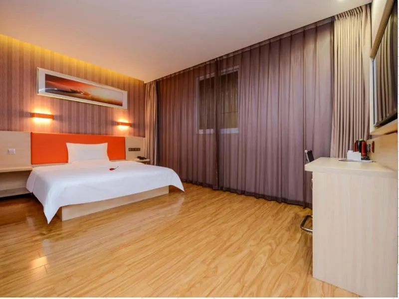 Bed in 7Days Premium Chongqing Jiefangbei Pedestrian Street Branch