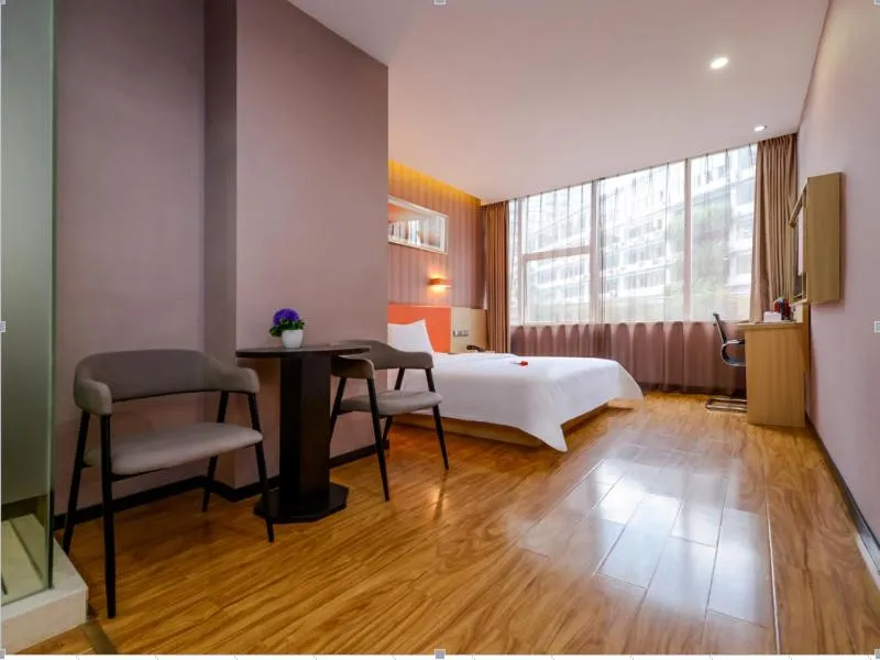 Bed in 7Days Premium Chongqing Jiefangbei Pedestrian Street Branch