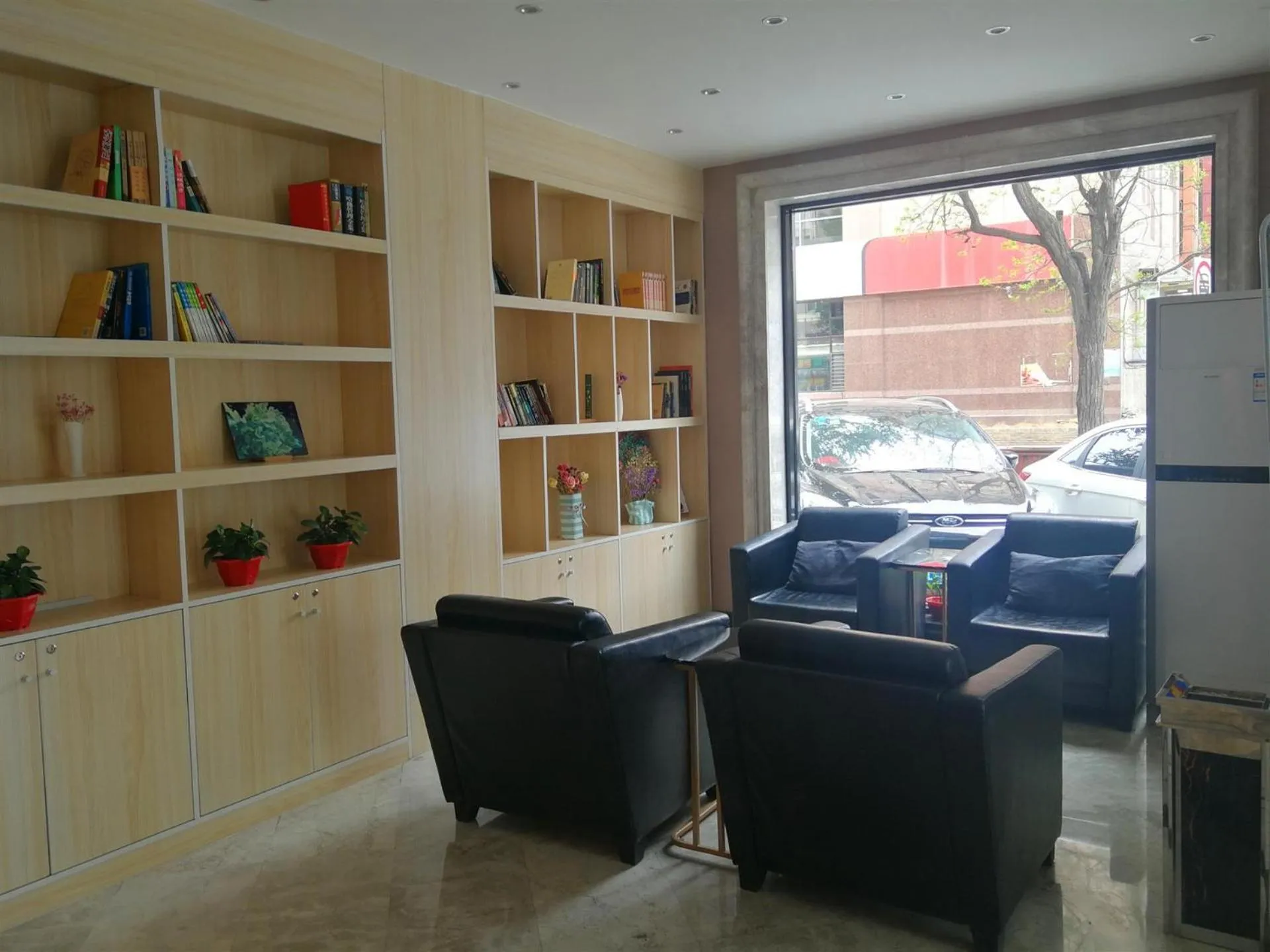 7Days Premium Dalian Xinghai Square Xi'an Road Subway Station Branch