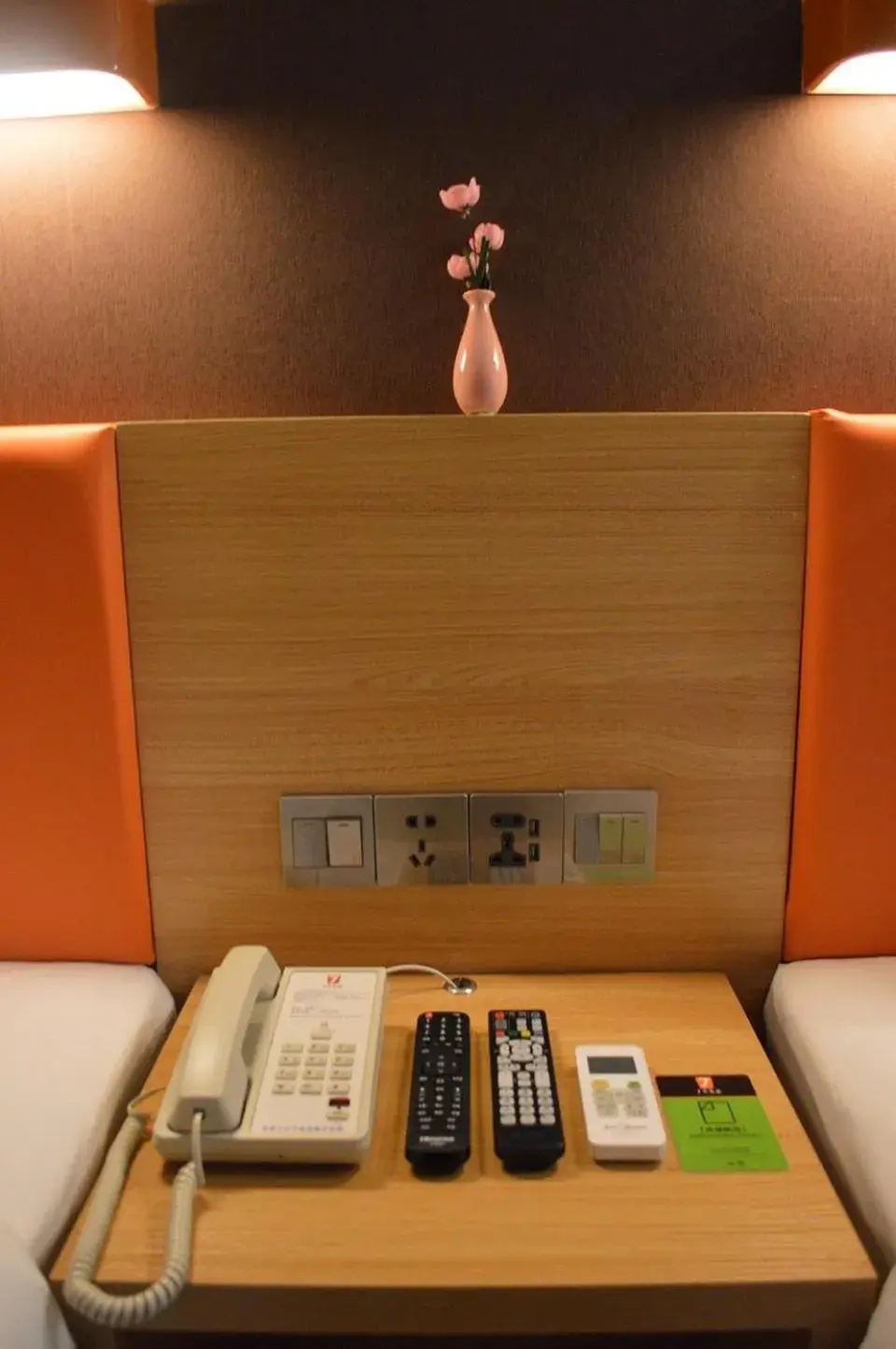 7Days Premium Shijiazhuang Zhonghua Avenue North 2nd Ring Mingyue Jiaju Branch 7Days Premium Shijiazhuang Zhonghua Avenue North 2nd Ring Mingyue Jiaju Branch