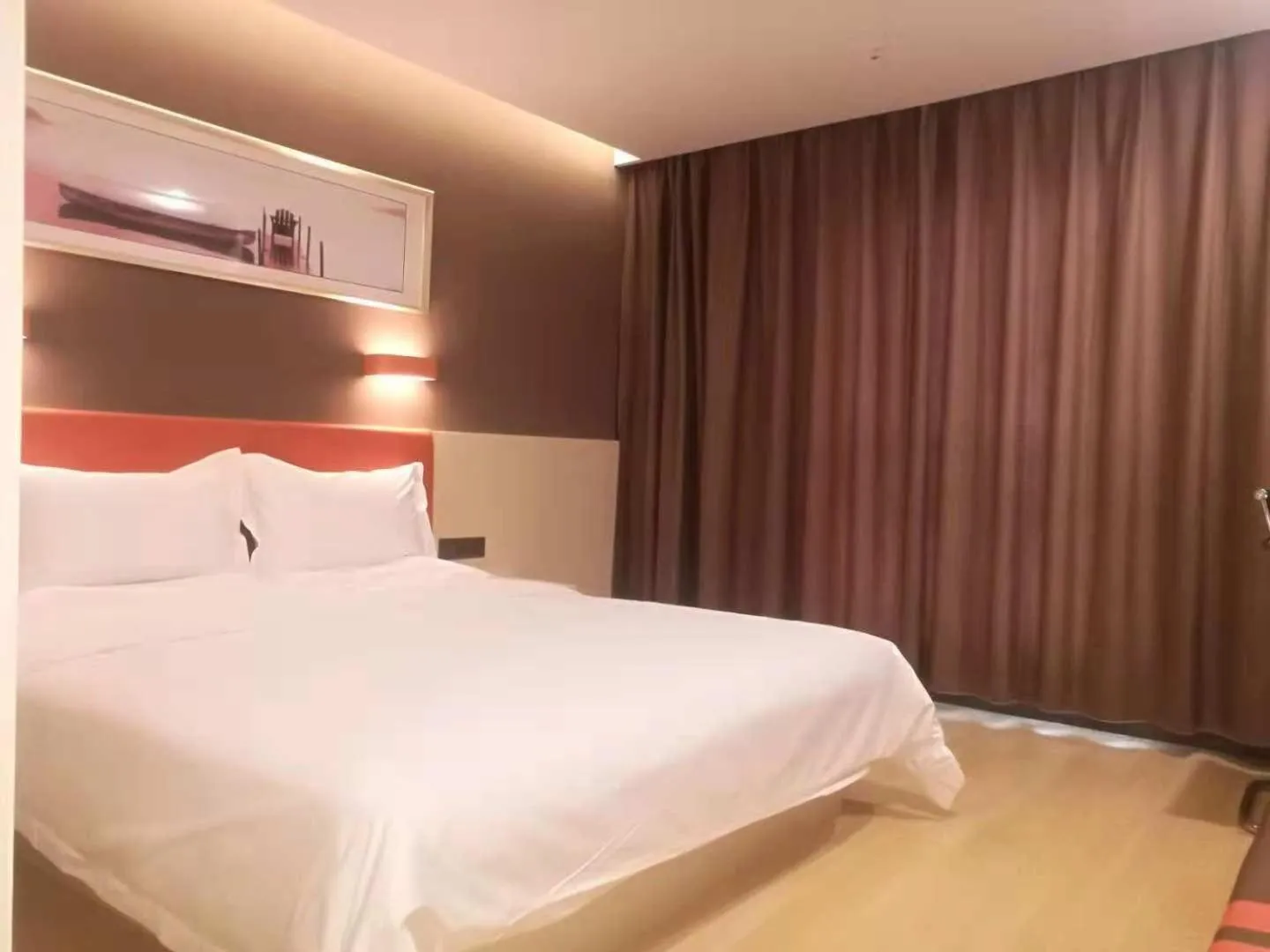 Bed in 7Days Premium Lanzhou New District Airport Branch