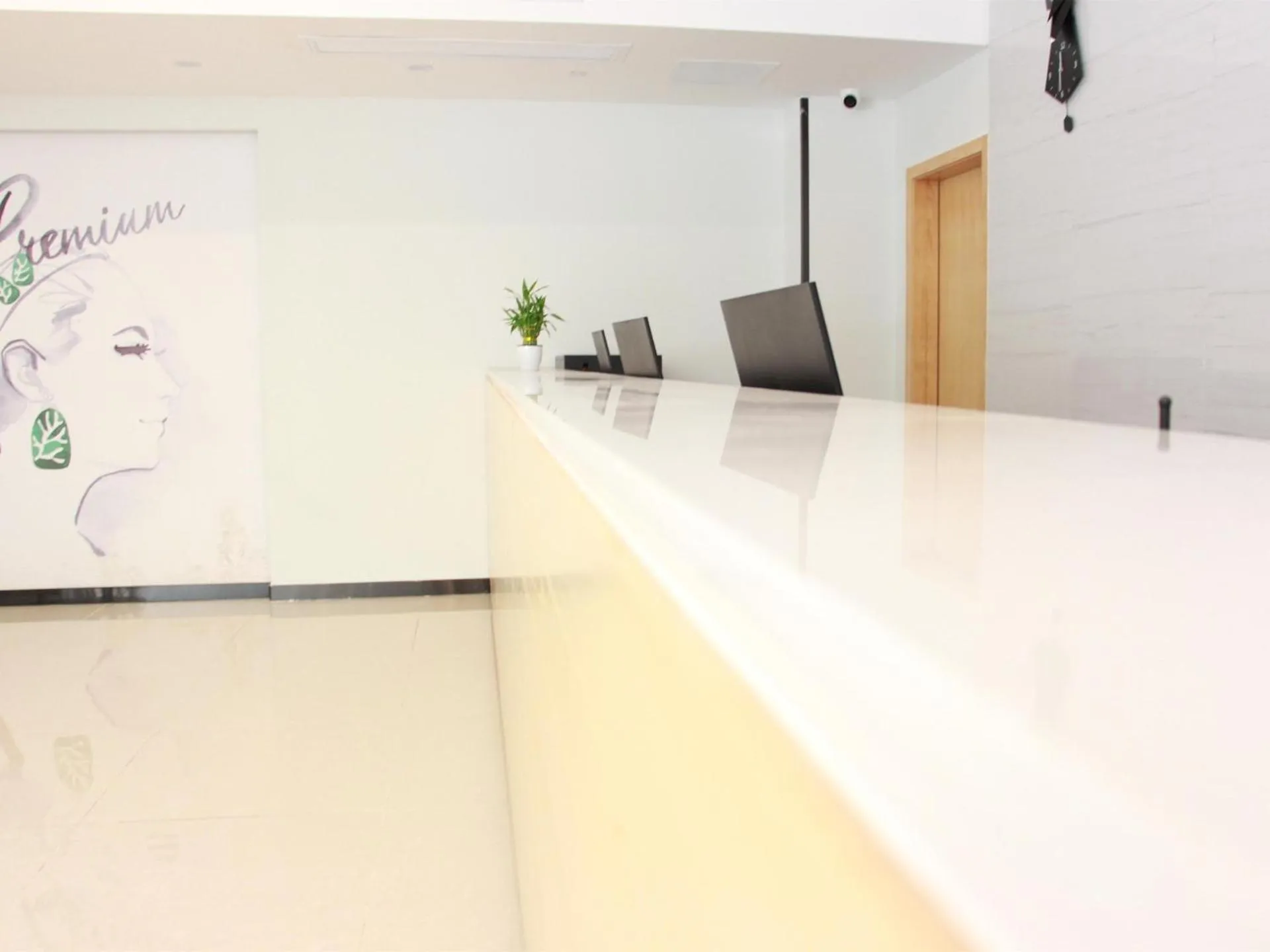 7Days Premium Guangzhou Fangcun Guanggang New City Hedong Subway Station Branch