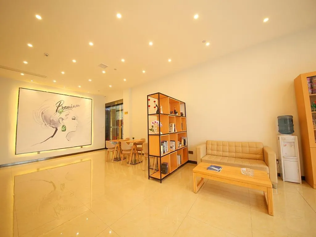 7Days Premium Deyang Zhongjiang Chengbei Passenger Station Branch