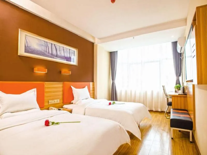 Bed in 7Days Premium Luoyang Yichuan Dukang Avenue Branch
