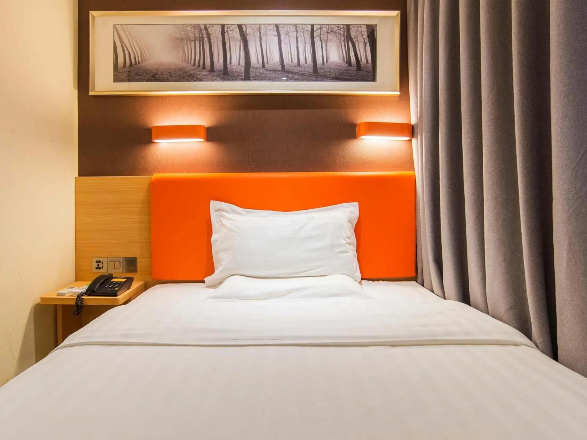 Bed in 7Days Premium Changsha Environmental Science and Technology Park University of Technology Yuntang Campus Branch