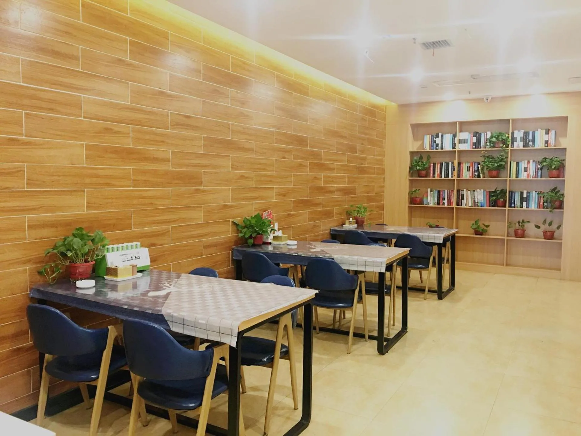 7Days Premium Changsha Environmental Science and Technology Park University of Technology Yuntang Campus Branch