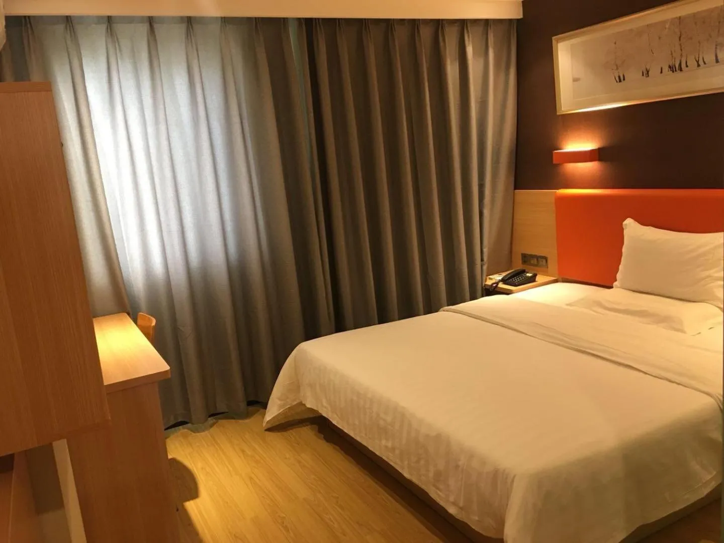 Bed in 7Days Premium Changsha Environmental Science and Technology Park University of Technology Yuntang Campus Branch