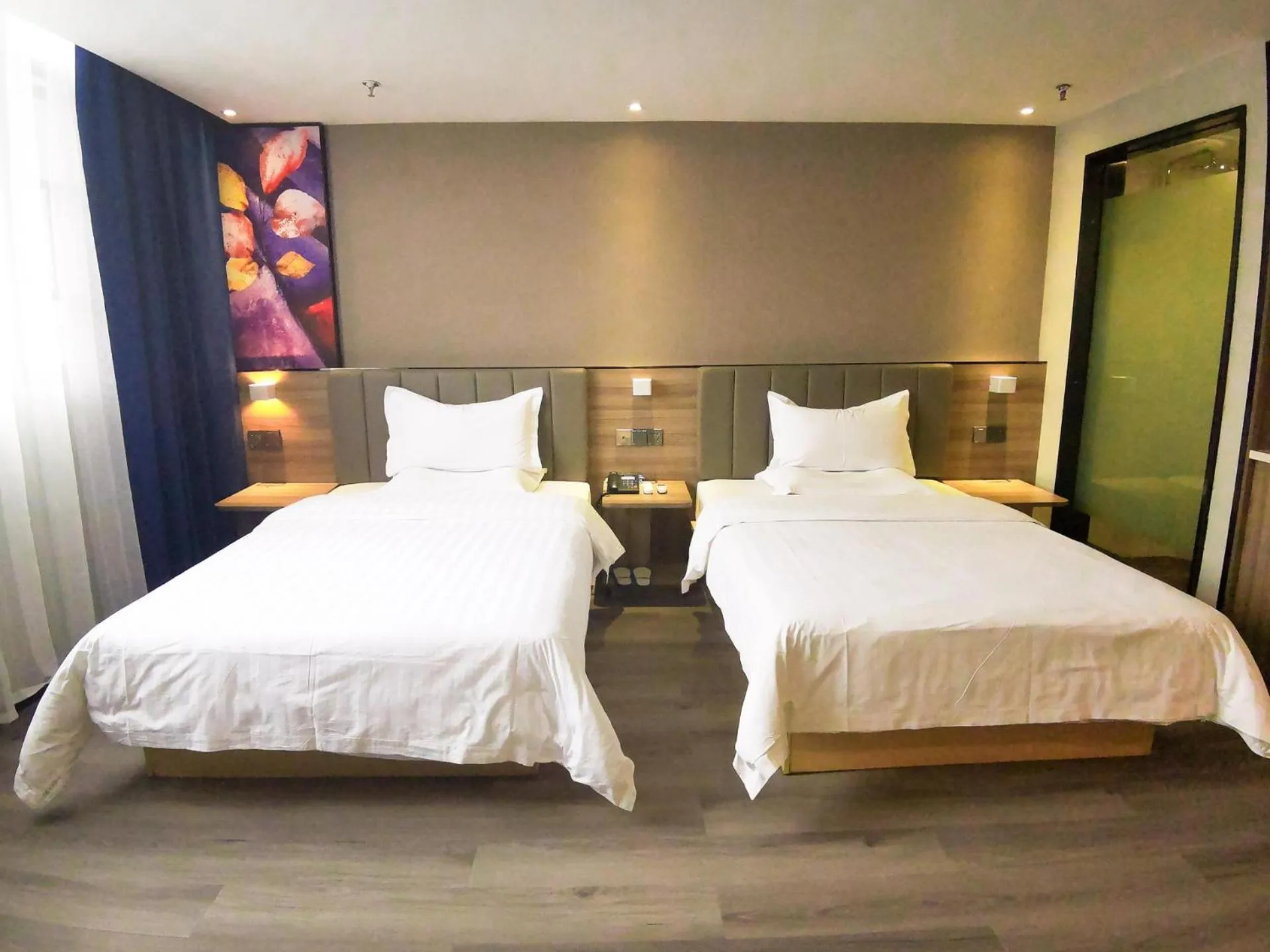 Bed in 7Days Premium Xingyi Pingdong Avenue Branch