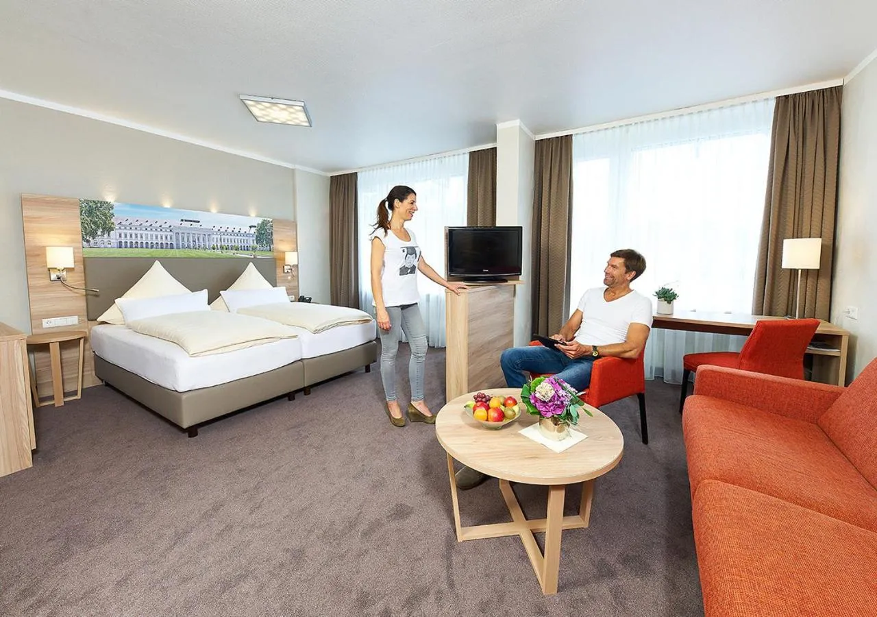 Bedroom, Bed in Hotel Morjan