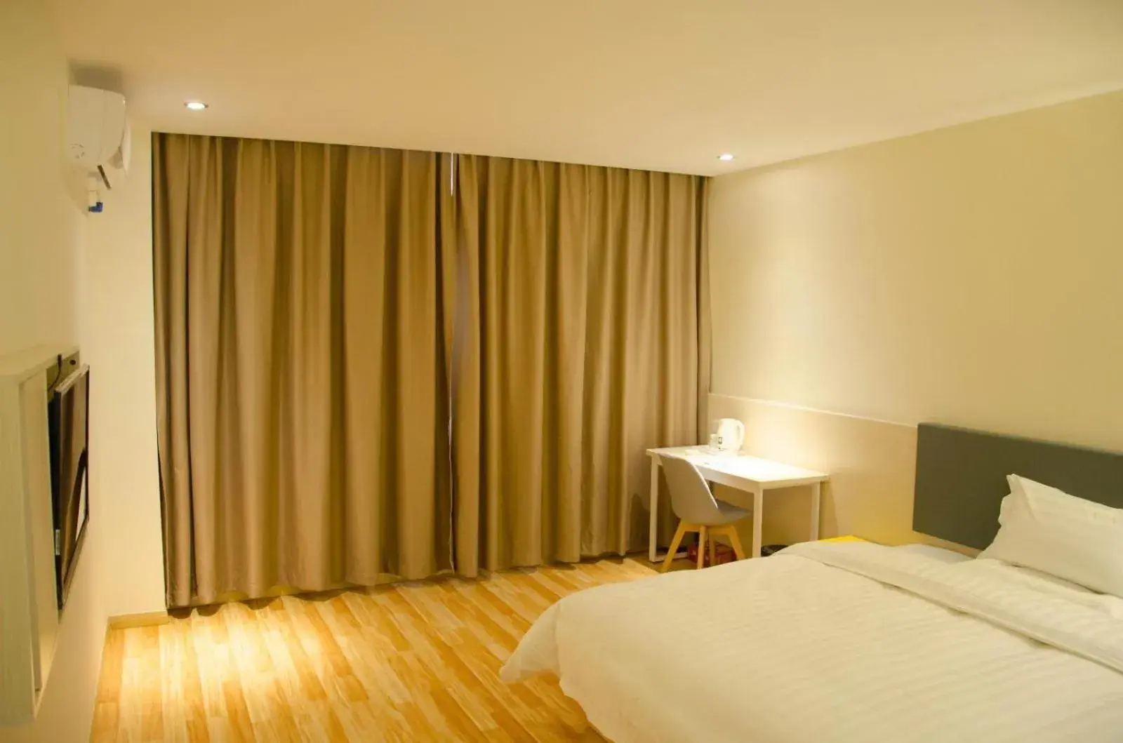 Bed in 7Days Inn Chengdu Mianzhu Branch Bed in 7Days Inn Chengdu Mianzhu Branch