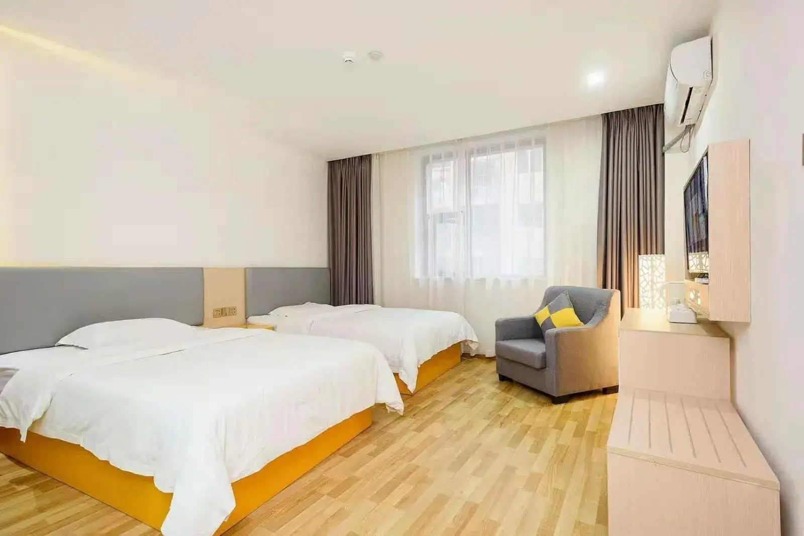 Bed in 7 Days Hotel Suining Daying China Dead Sea Senic Area Branch Bed in 7 Days Hotel Suining Daying China Dead Sea Senic Area Branch