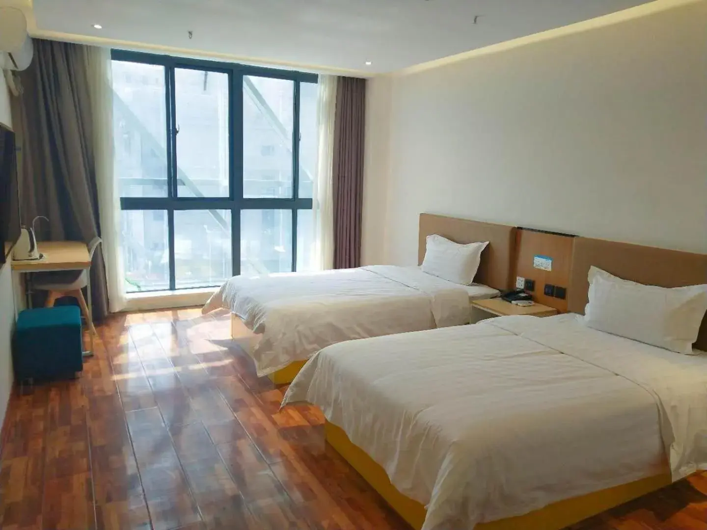 Bed in 7Days Inn Xianyang Xingping Jincheng Road Branch Bed in 7Days Inn Xianyang Xingping Jincheng Road Branch