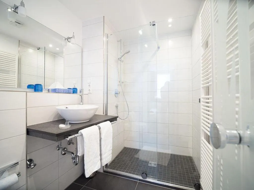 Bathroom in Hotel Restaurant Krehl's Linde