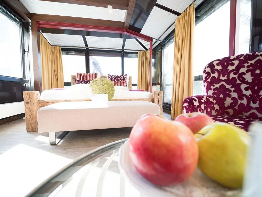 Photo of the whole room, Bed in Hotel Restaurant Krehl's Linde