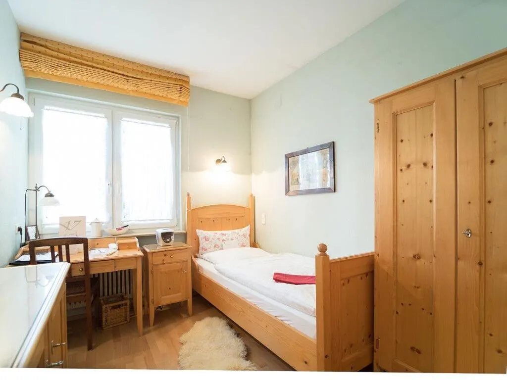 Photo of the whole room, Bed in Hotel Restaurant Krehl's Linde