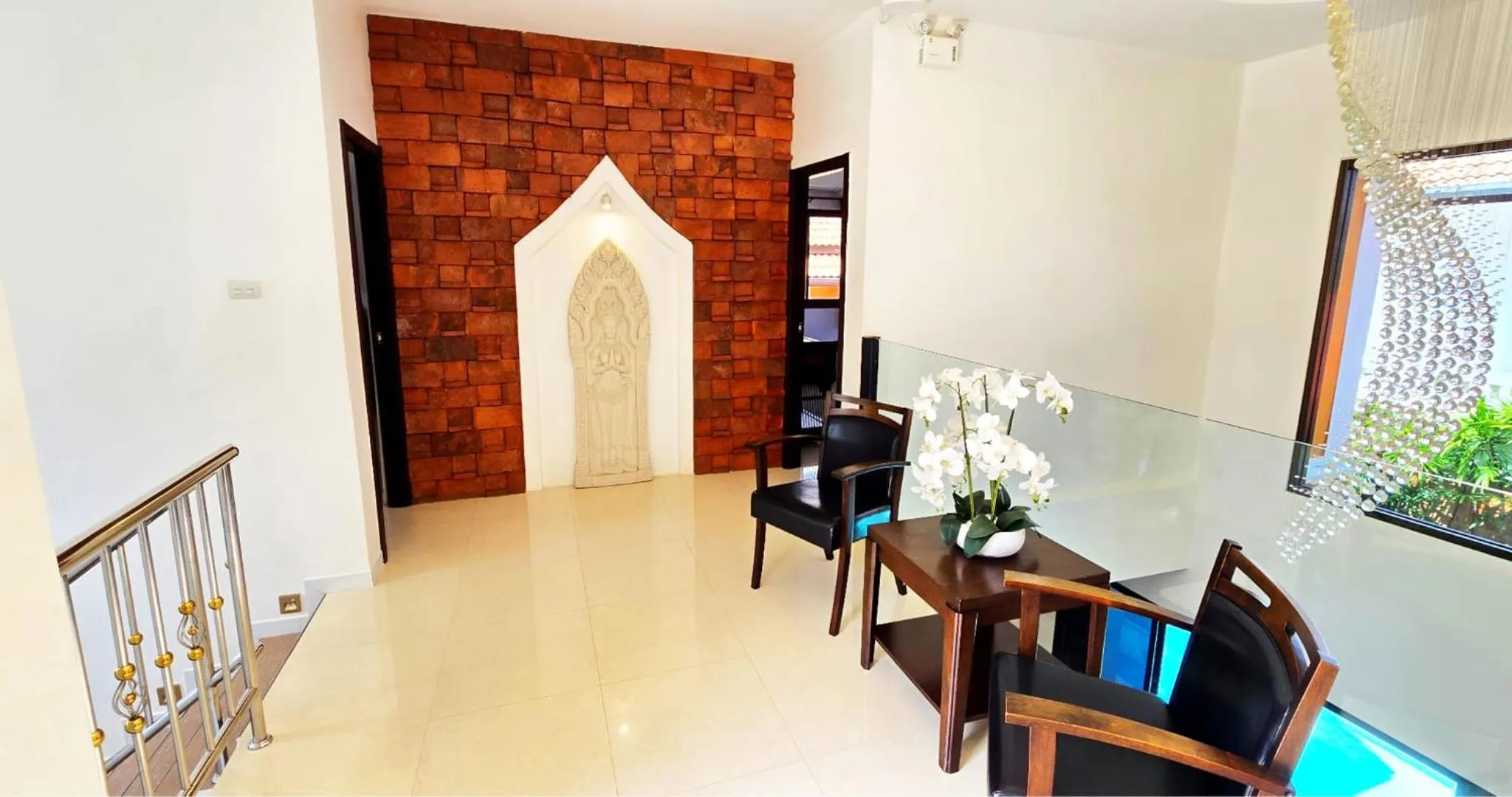 Meeting/conference room in HIDELAND Luxury Pool Villa Pattaya Walking Street 5 Bedrooms