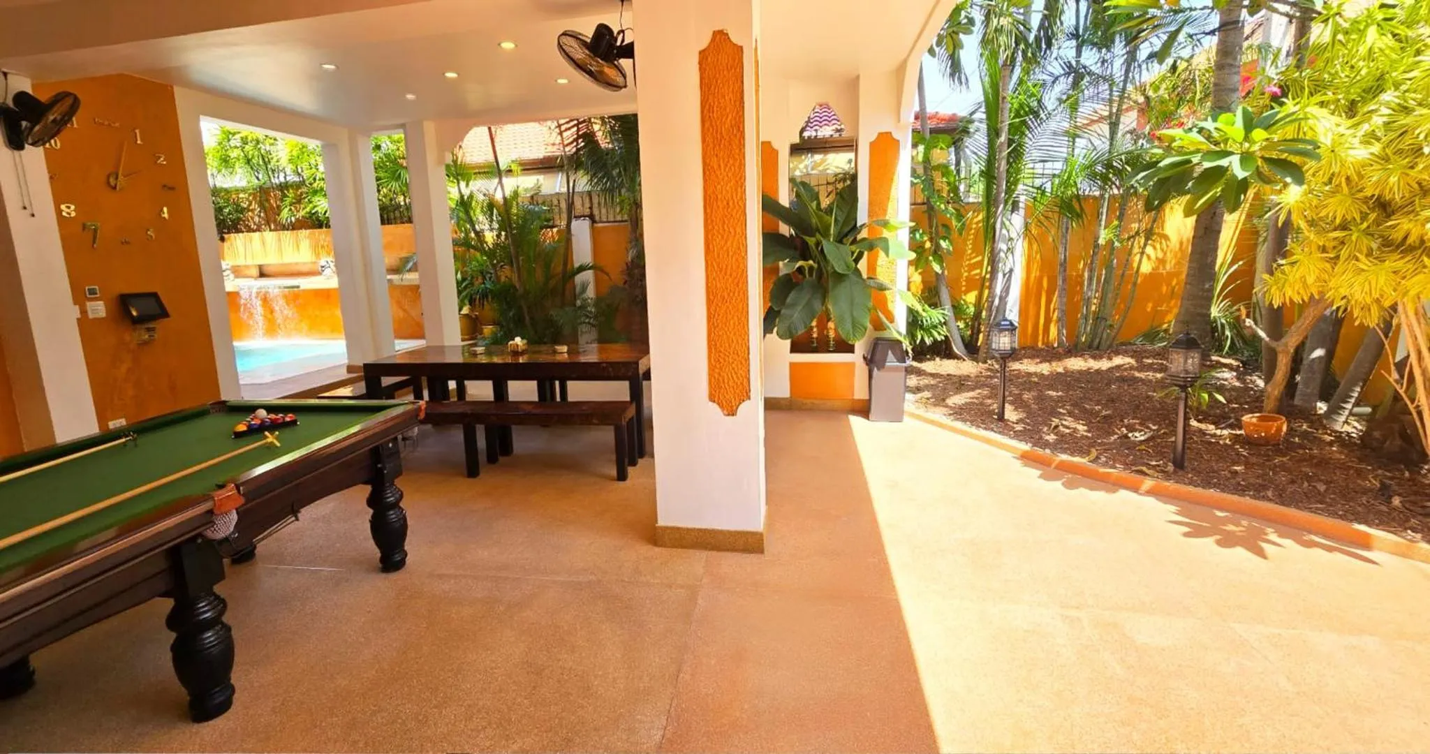 Patio in HIDELAND Luxury Pool Villa Pattaya Walking Street 5 Bedrooms