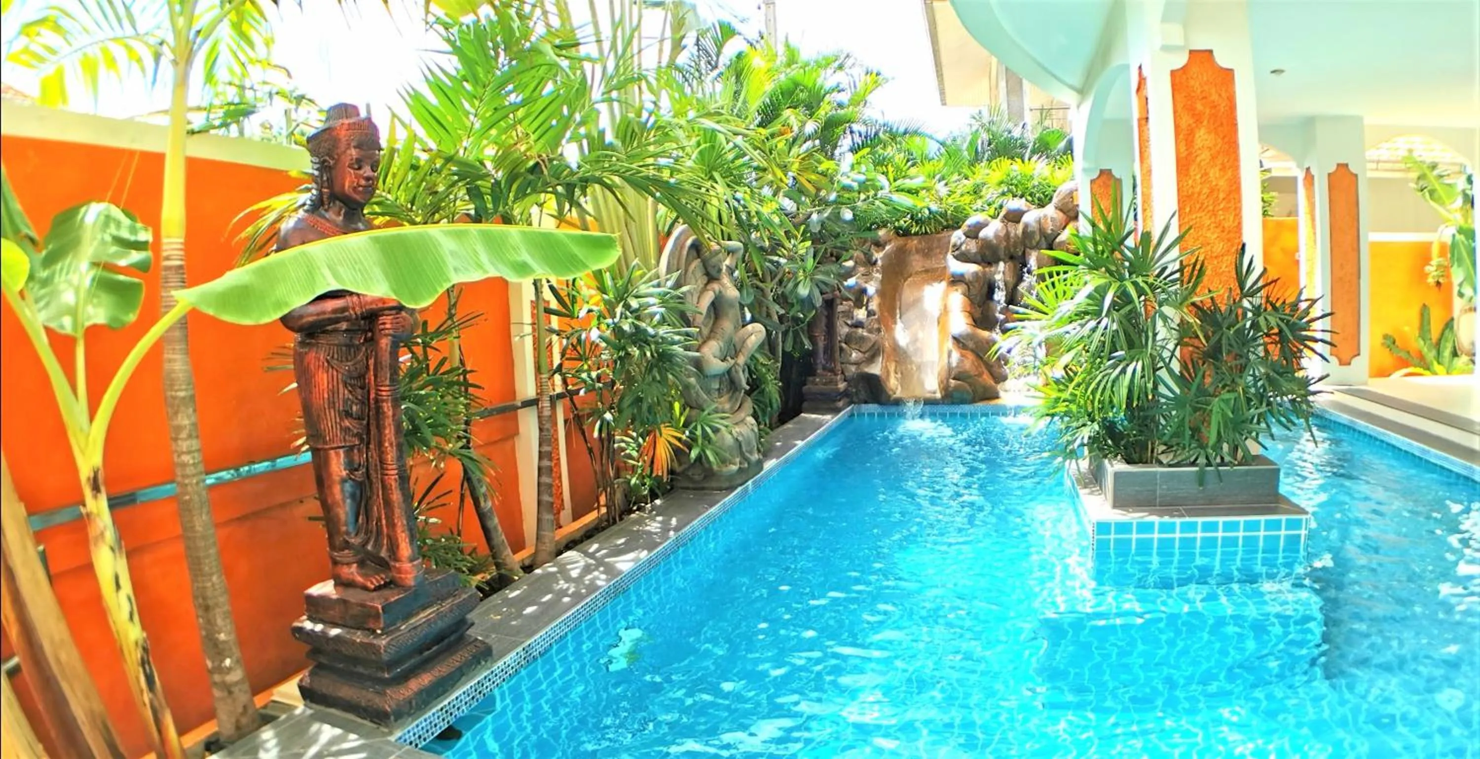 JOOPLAND Luxury Pool Villa Pattaya Walking Street 6 Bedrooms