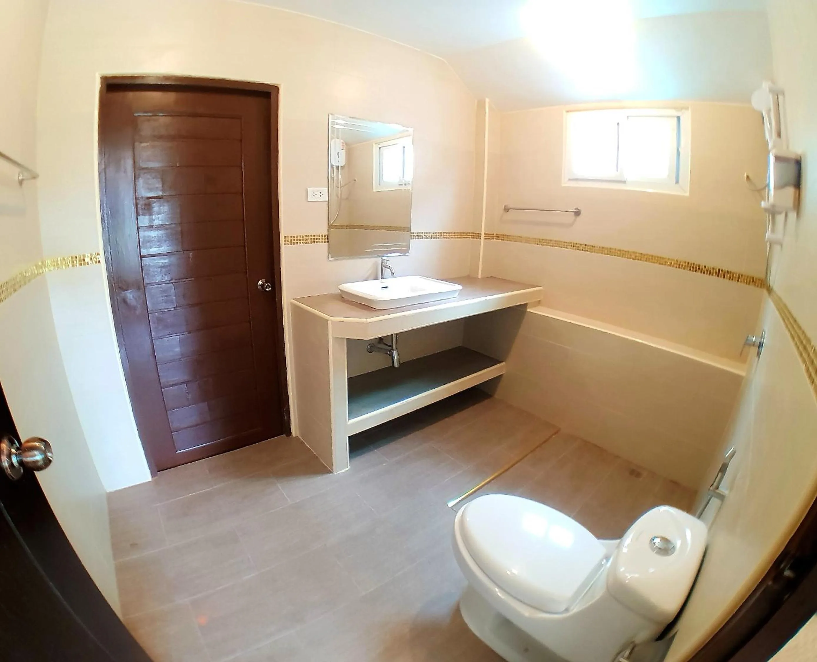 JOOPLAND Luxury Pool Villa Pattaya Walking Street 6 Bedrooms