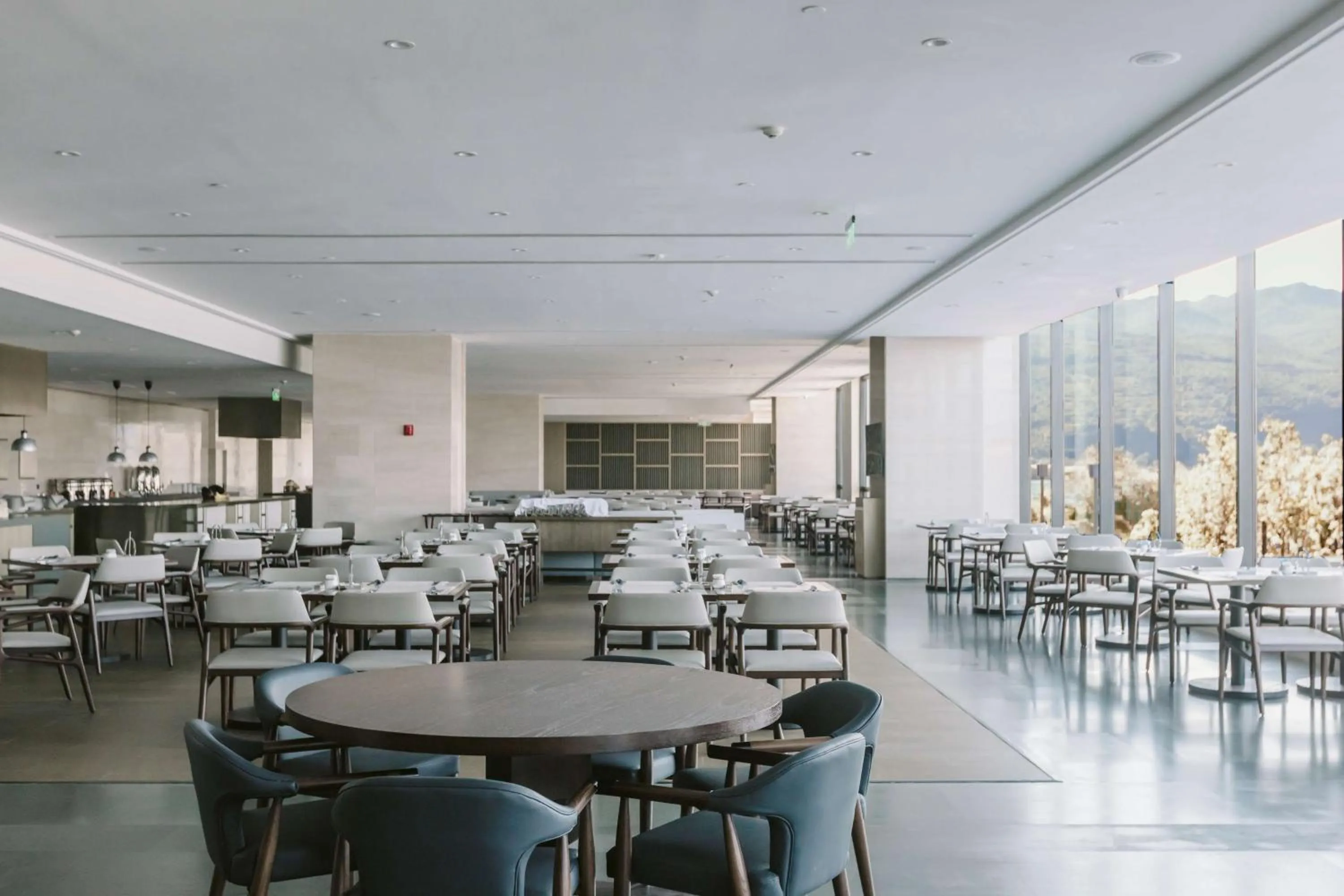 Restaurant/places to eat in Hilton Lijiang