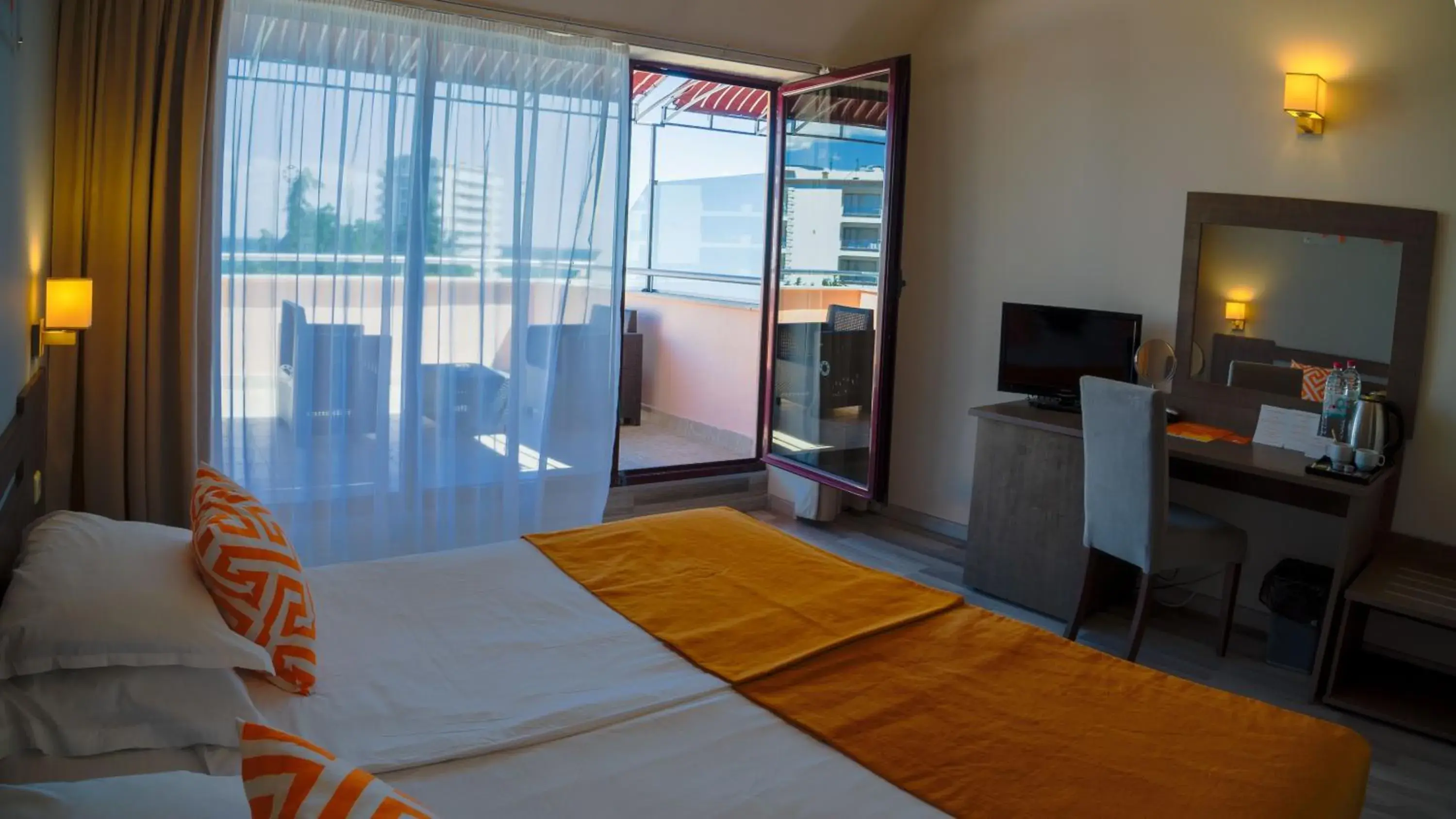 Double or Twin Room with Balcony and Sea View in Park Hotel Odessos - All Inclusive Double or Twin Room with Balcony and Sea View in Park Hotel Odessos - All Inclusive
