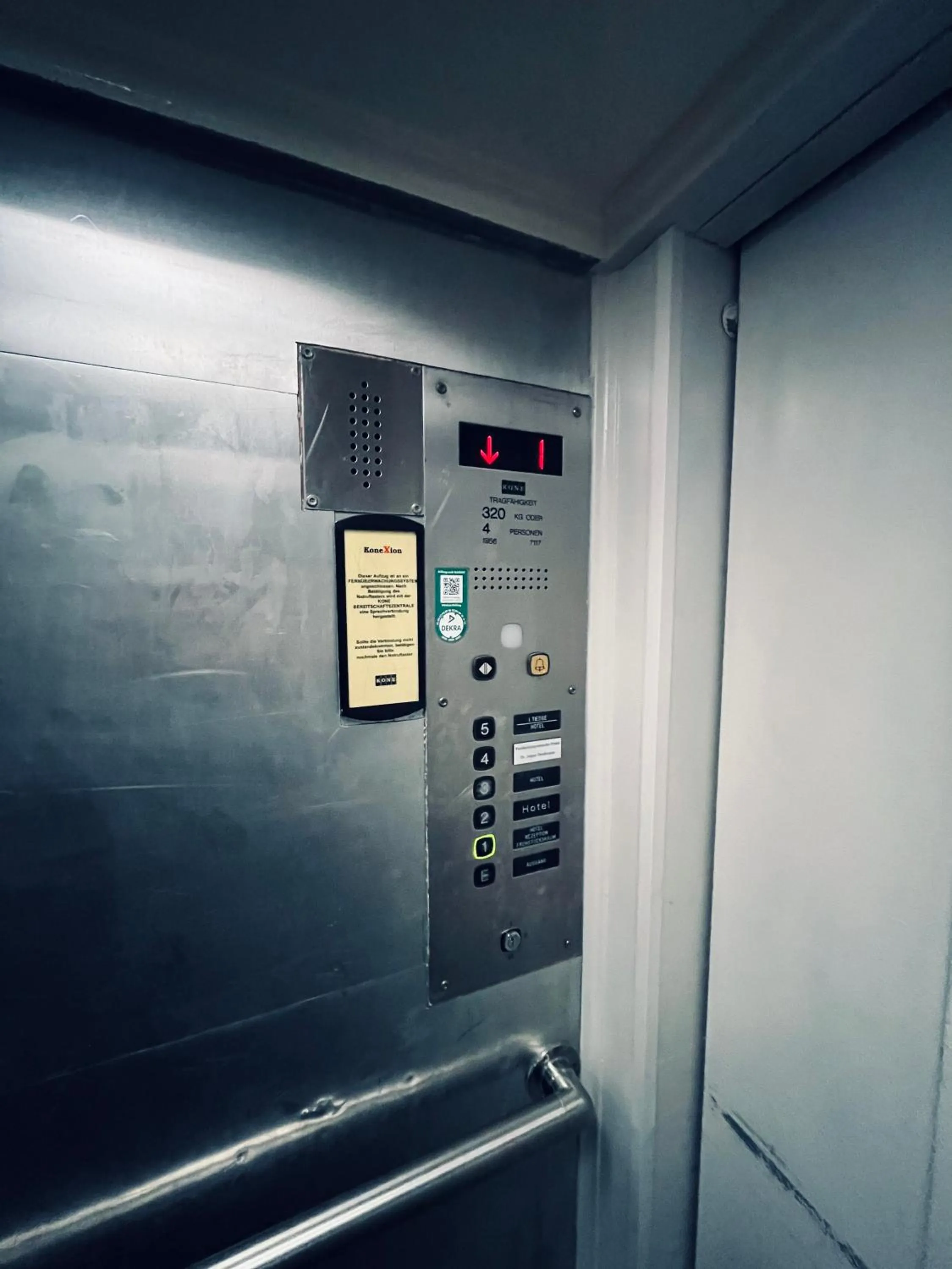 Property building in Hotel Schwarzer Bär