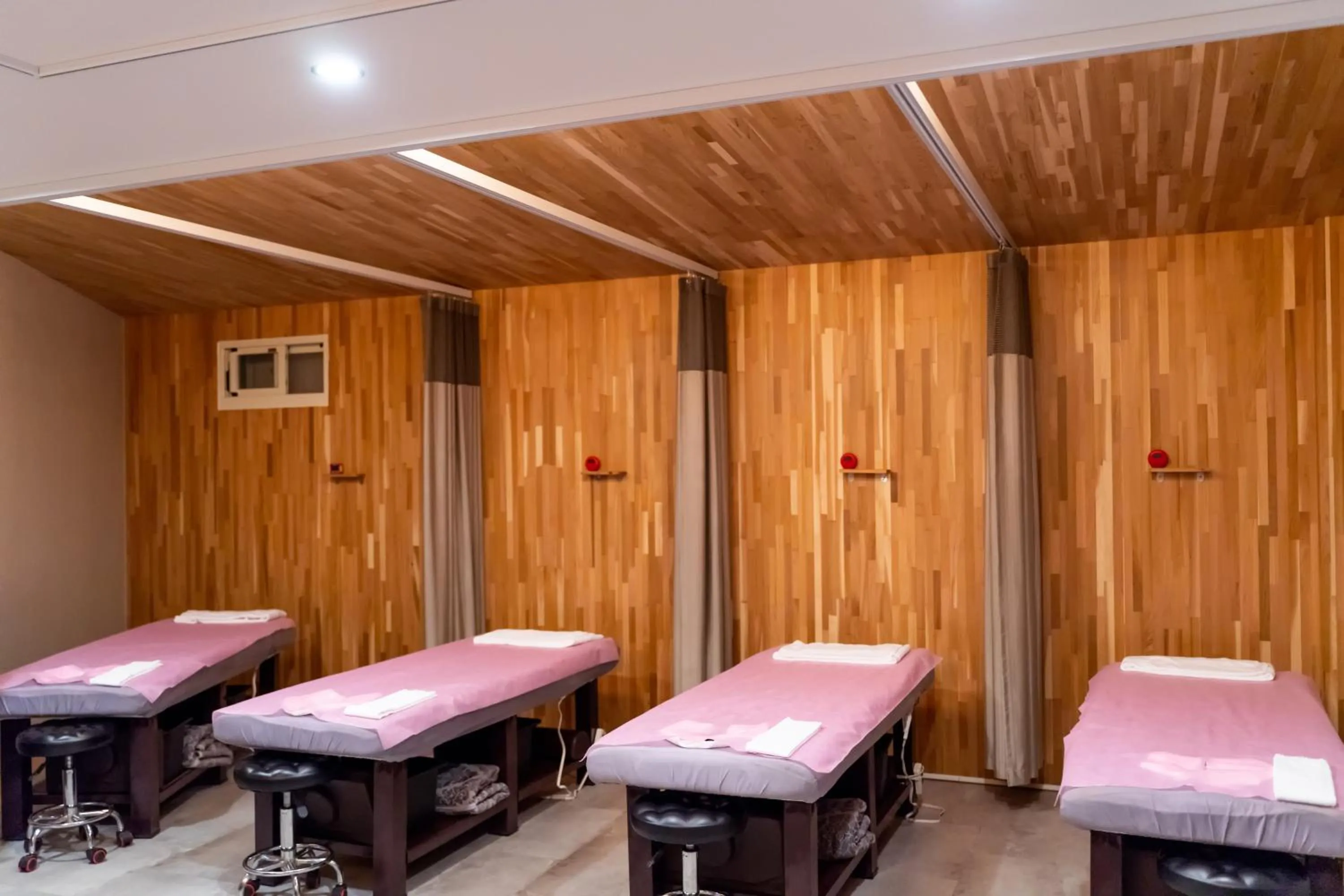 Spa and wellness centre/facilities in YZ SPA House