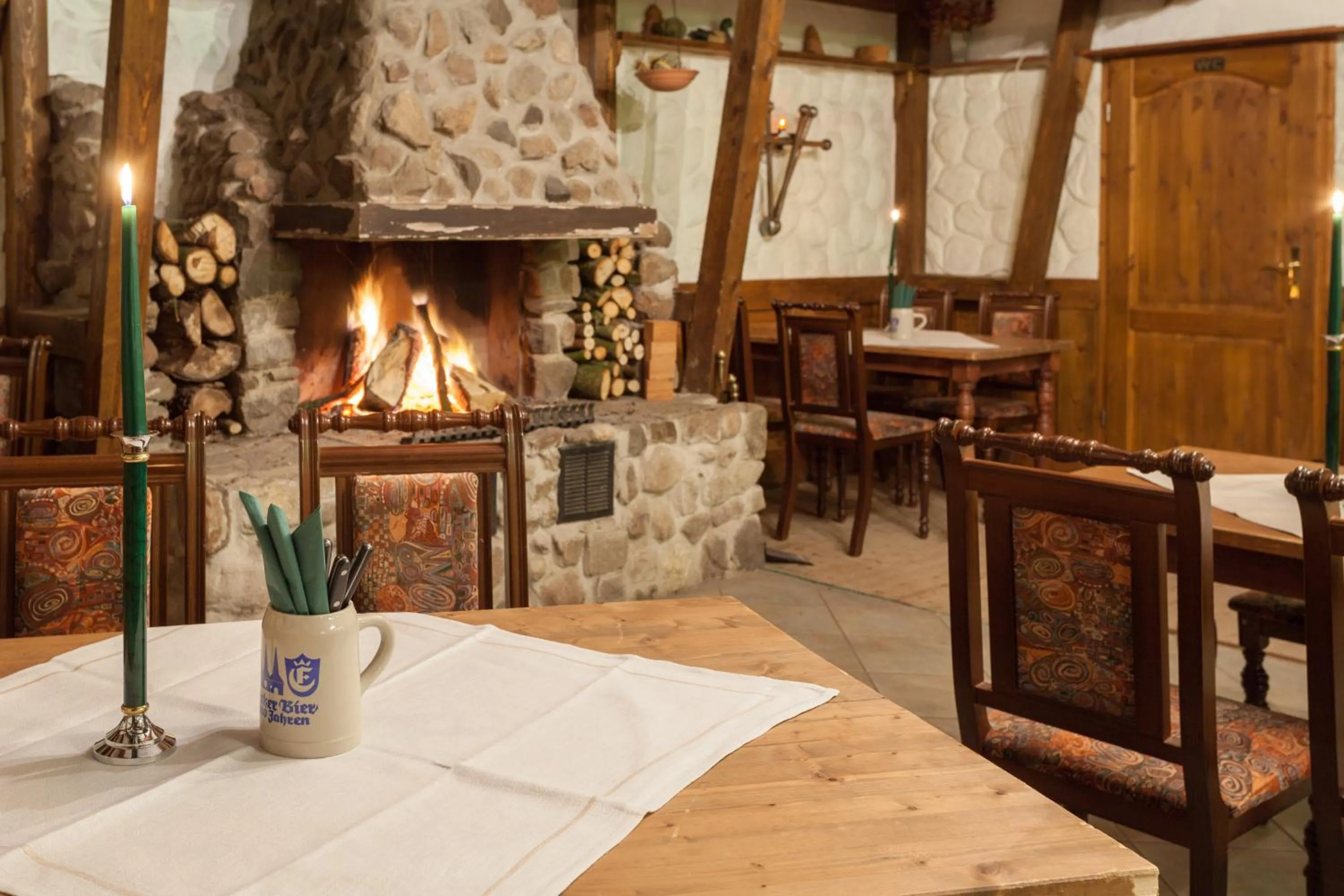 Restaurant/places to eat in Landhotel Zur Linde