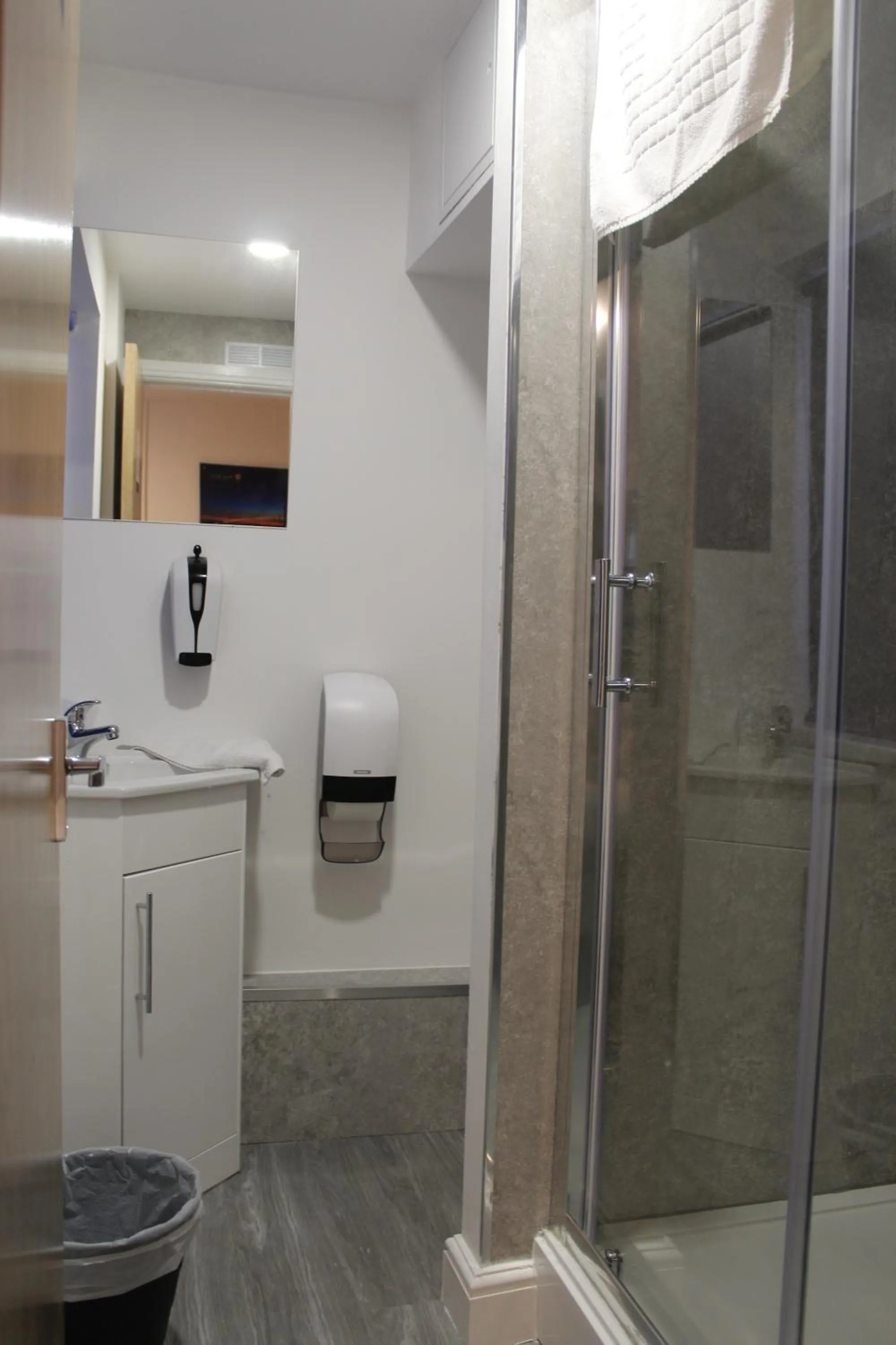 Park Hotel & Apartments