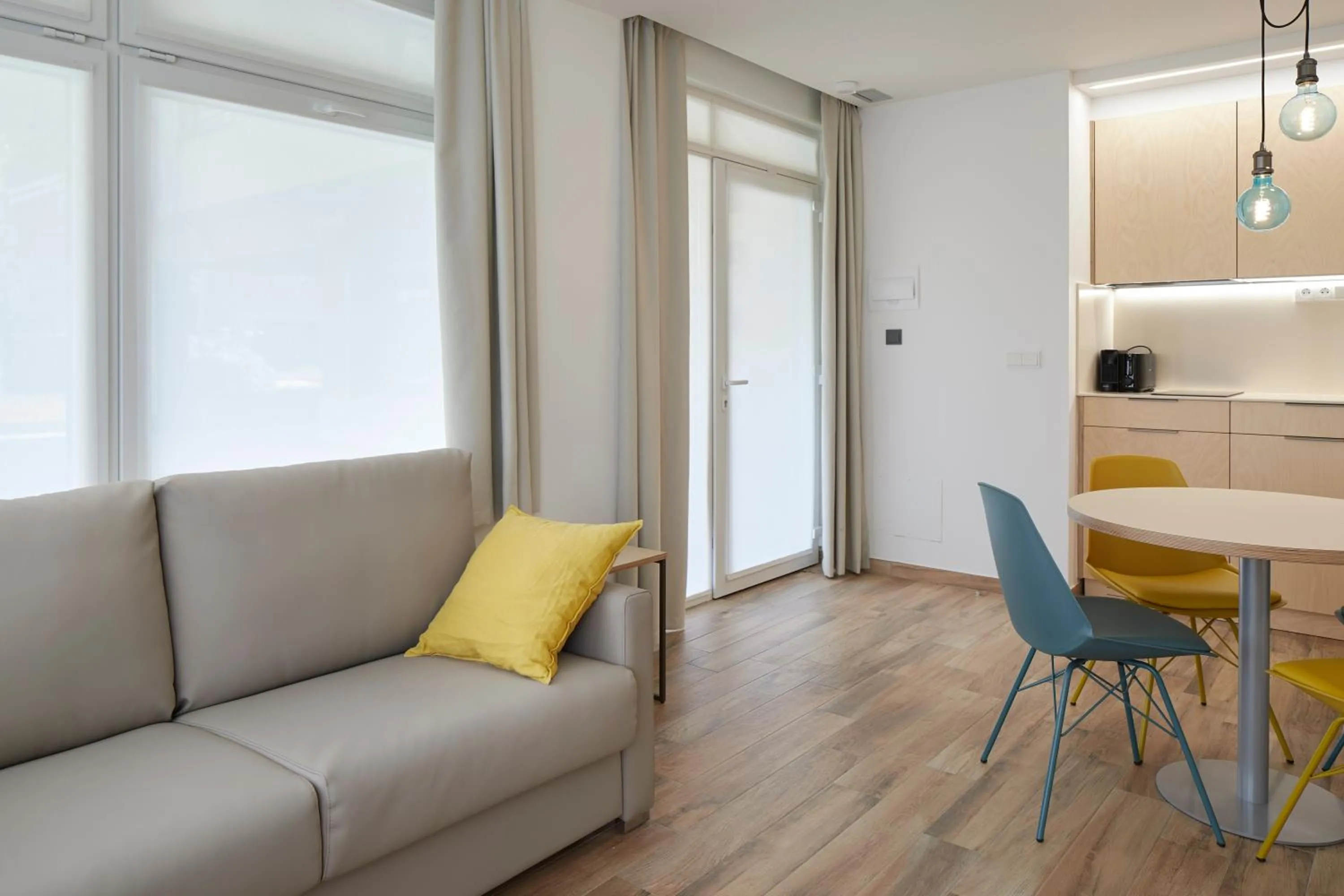 Dining area in Apartamentos Isaga
