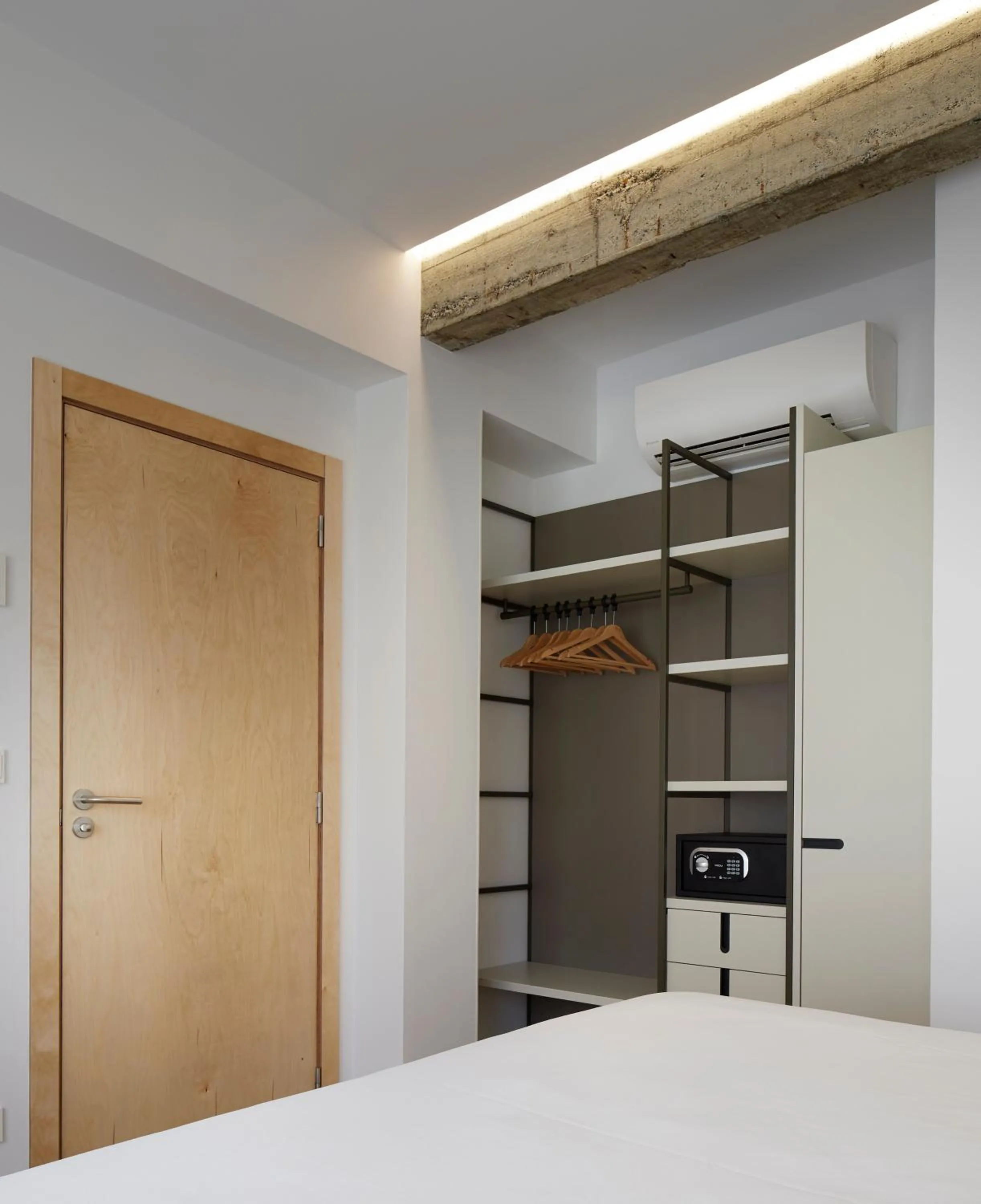 Bedroom, Bed in Apartamentos Isaga
