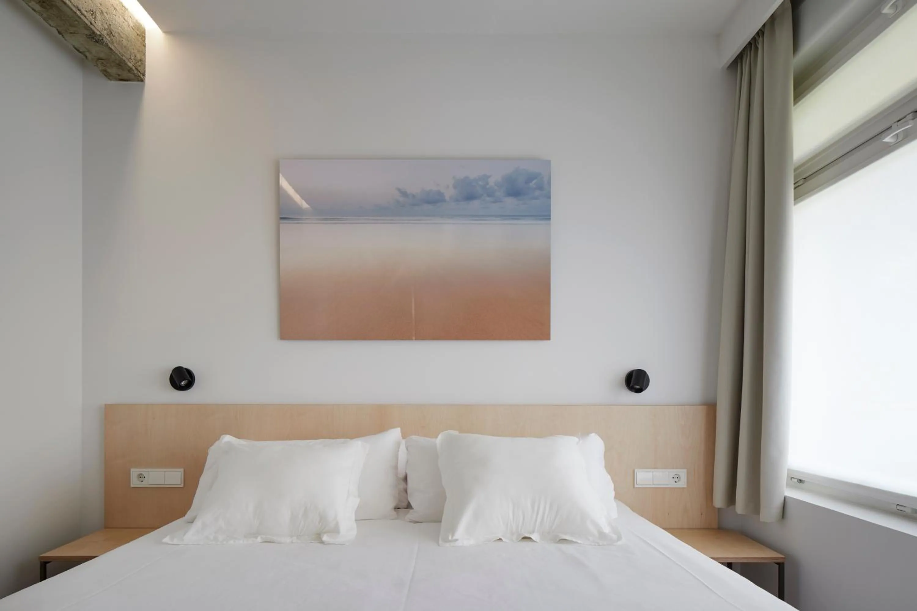 Bedroom, Bed in Apartamentos Isaga